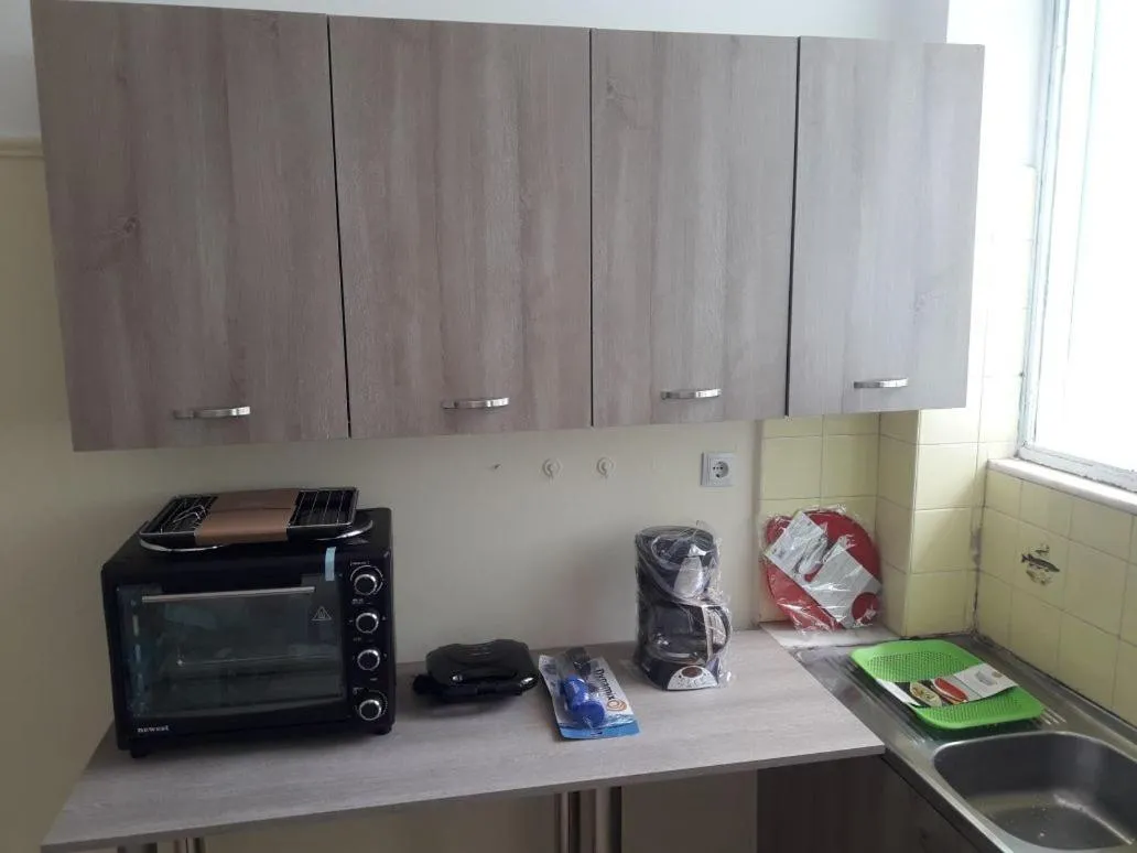 Kitchen or kitchenette in HELLAS PALACE ROOM PRIVATE