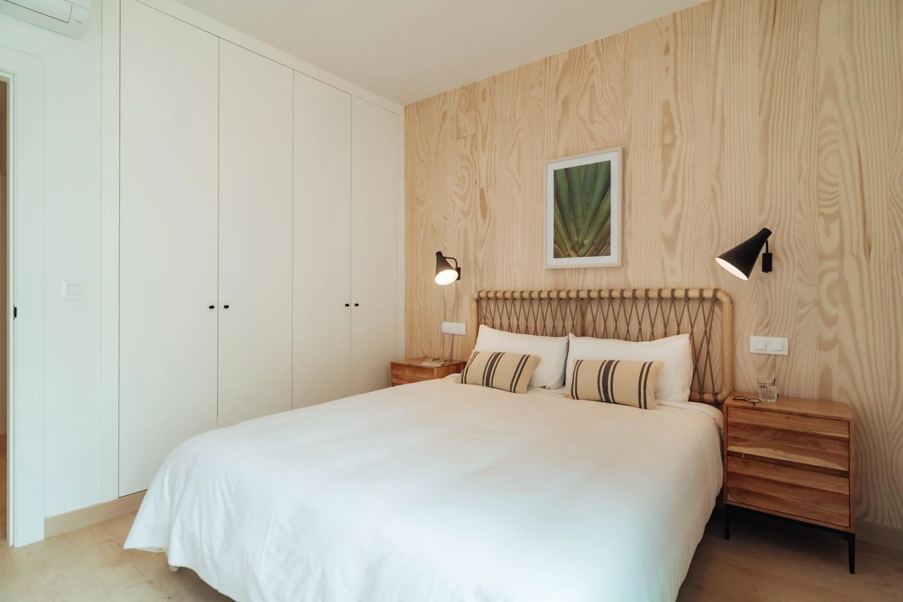 Los Olivos Apartments by Olala Homes