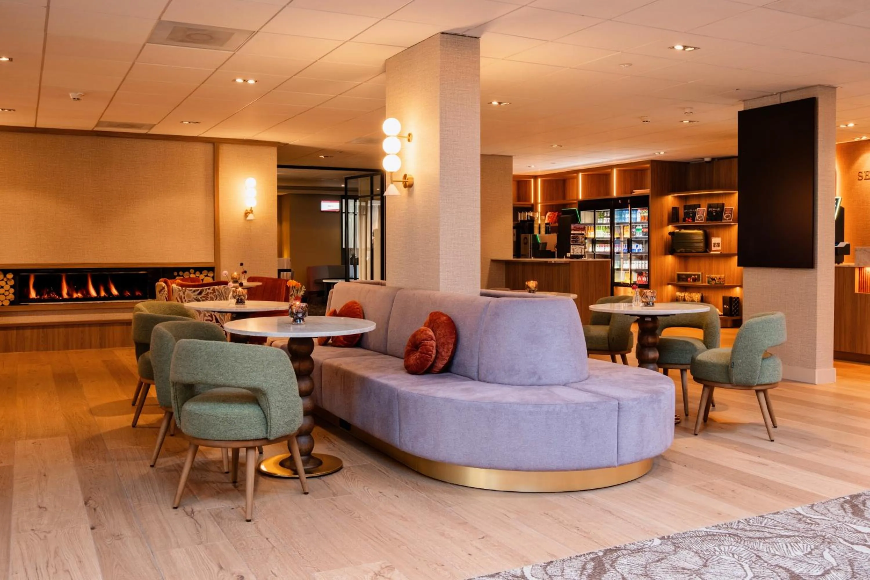 Lobby or reception in Van Der Valk Hotel Rotterdam Nieuwerkerk