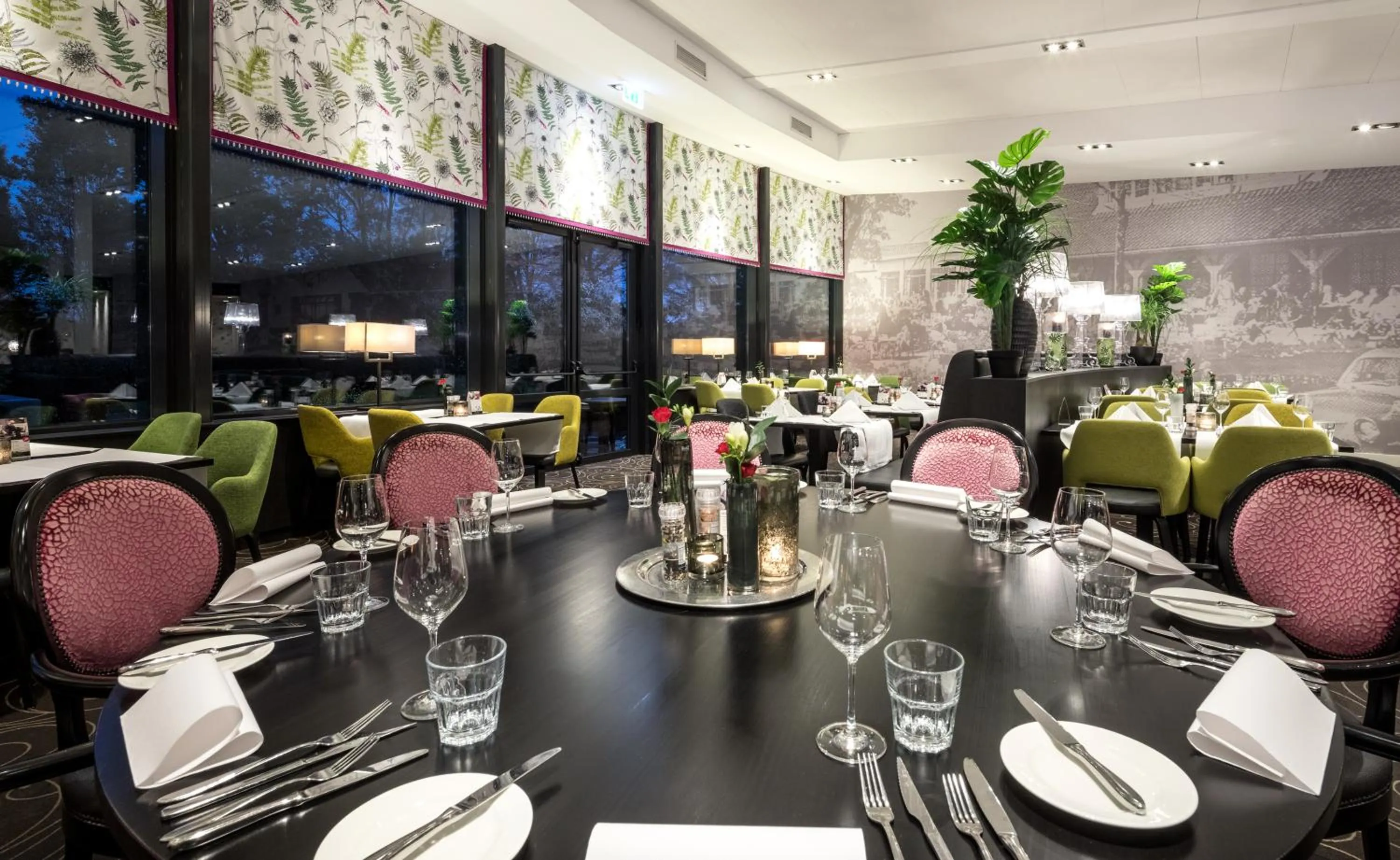 Restaurant/places to eat in Van Der Valk Hotel Rotterdam Nieuwerkerk