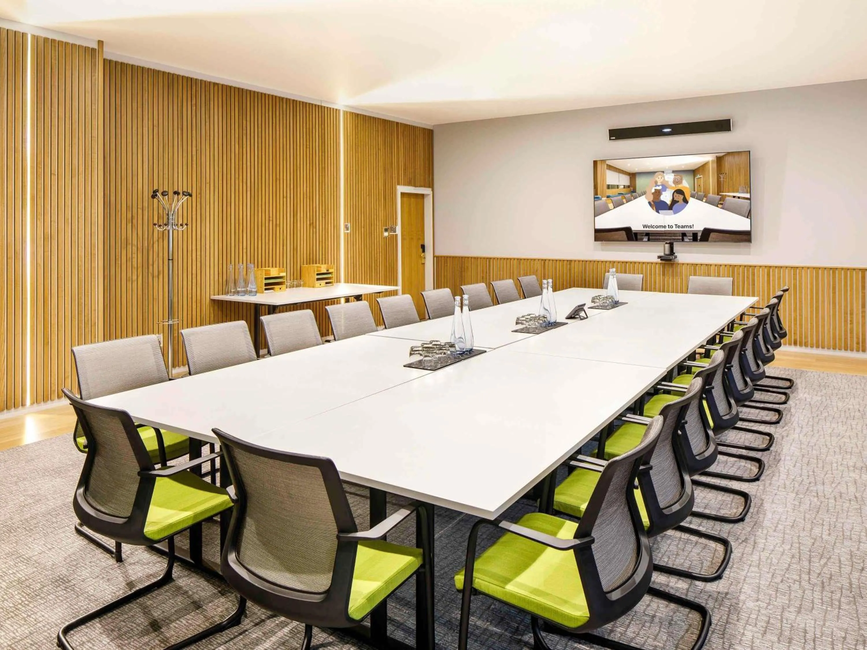 Meeting/conference room in Mercure Bedford Centre Hotel