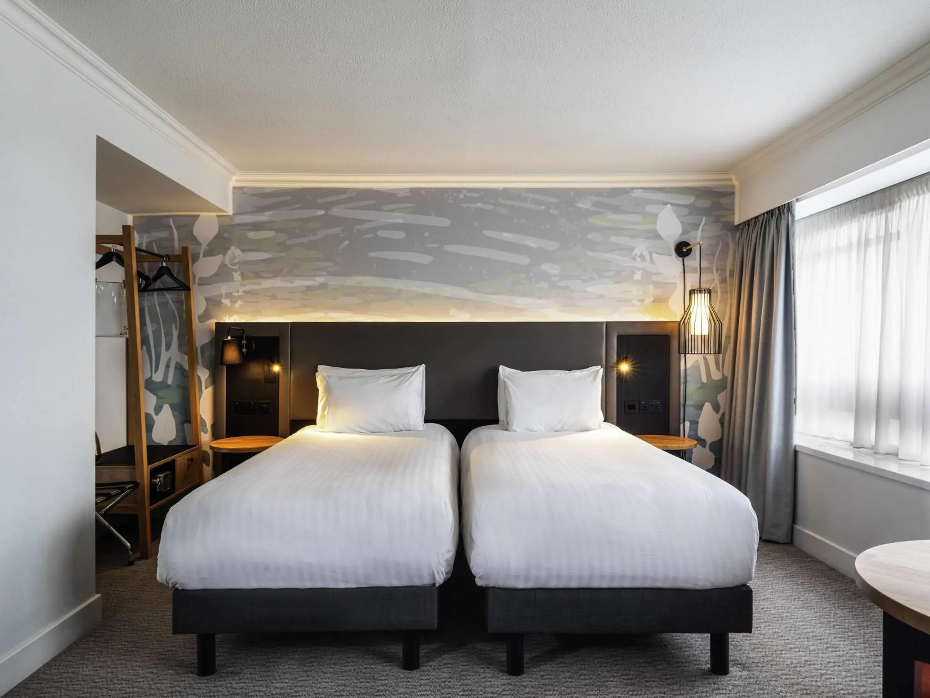 Bedroom, Bed in Mercure Bedford Centre Hotel Bedroom, Bed in Mercure Bedford Centre Hotel