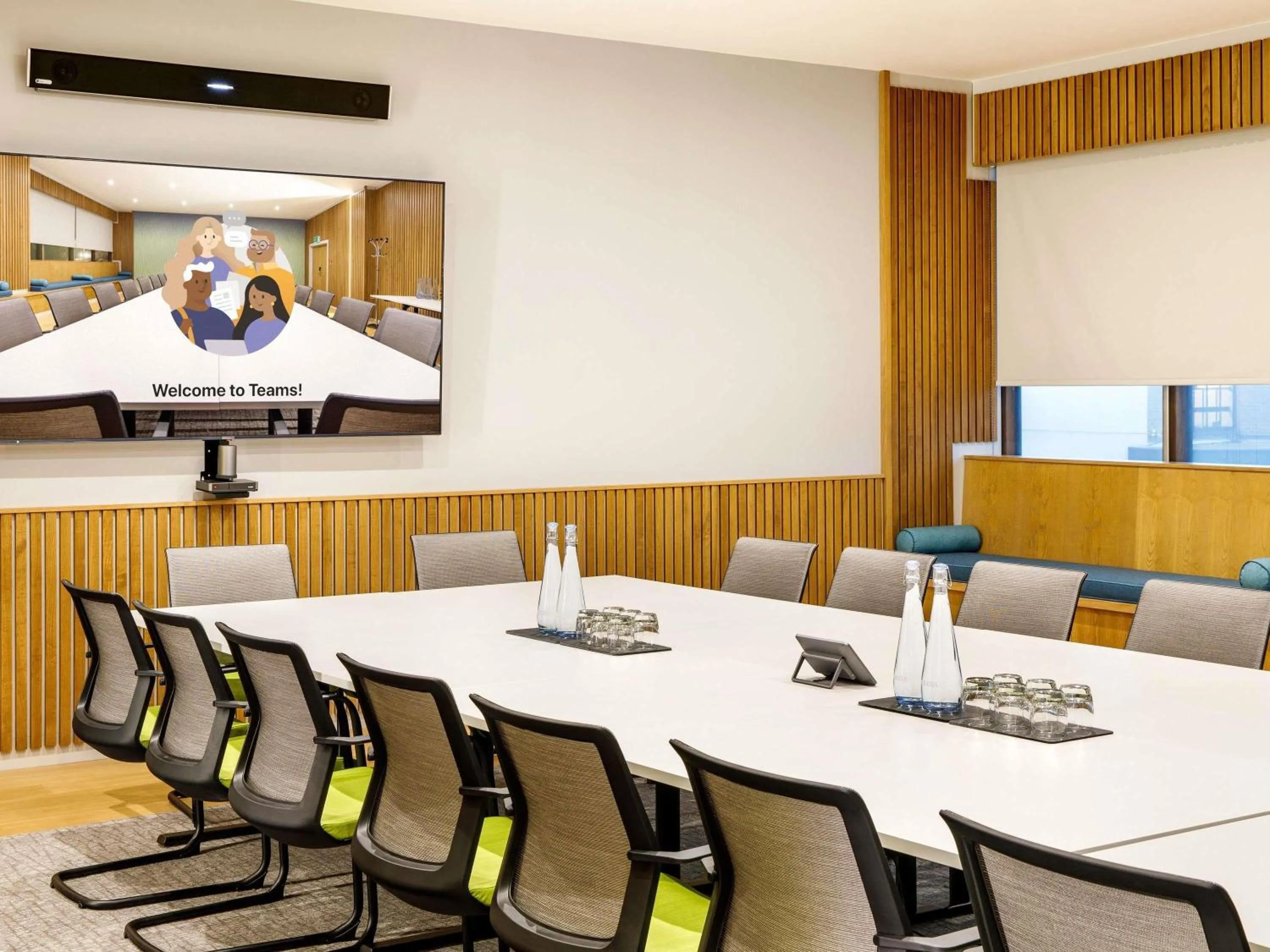 Meeting/conference room in Mercure Bedford Centre Hotel