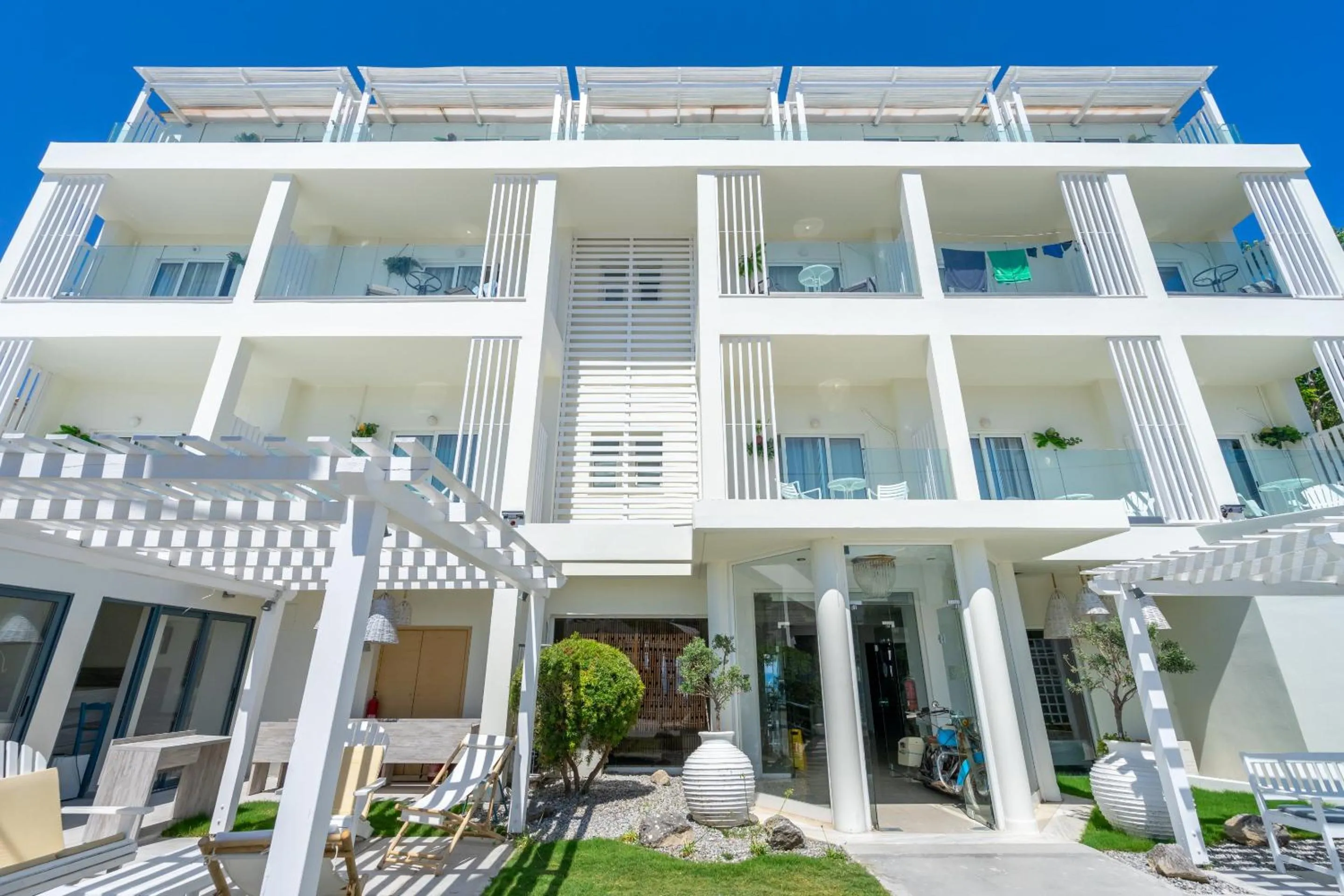 Property building in Lido Star