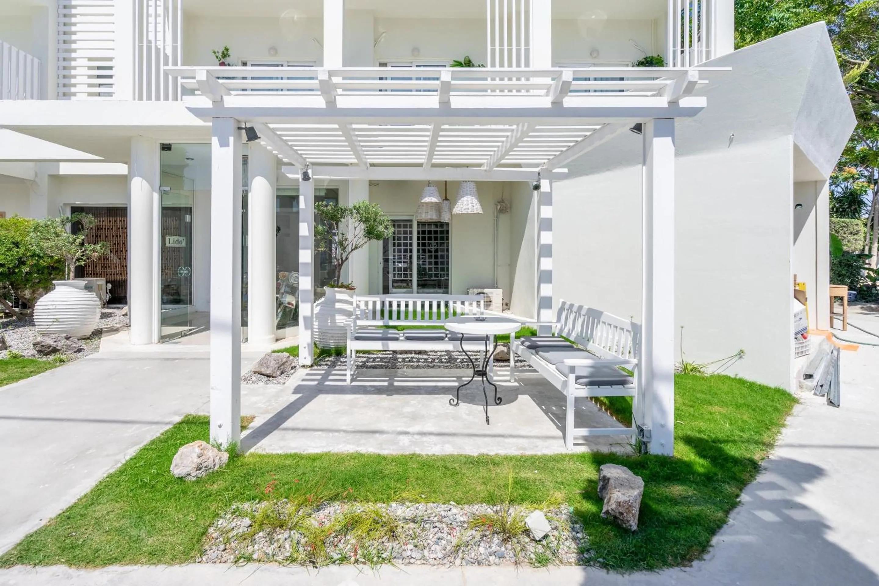 Property building in Lido Star