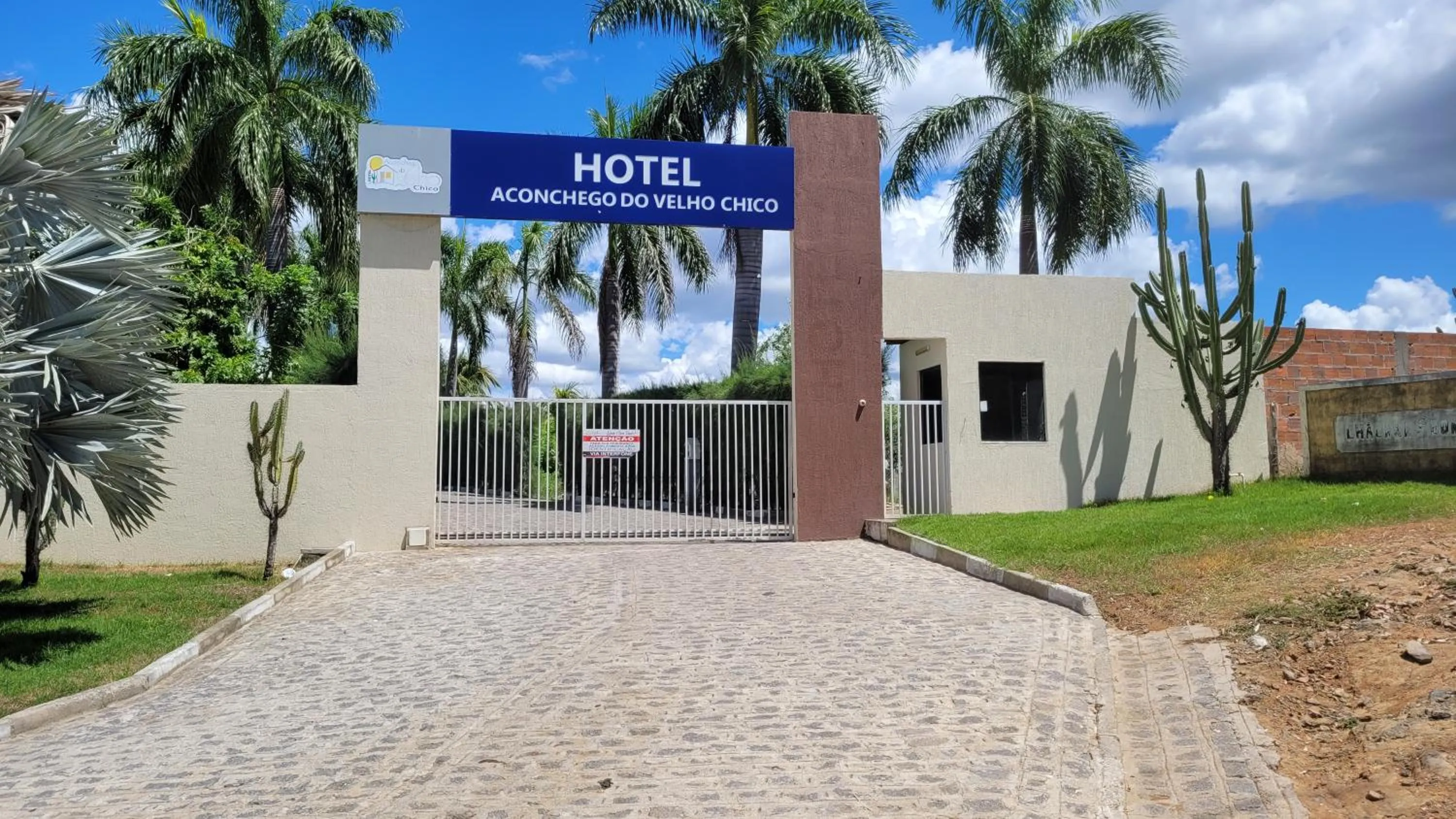 Property building in Hotel Aconchego do Velho Chico