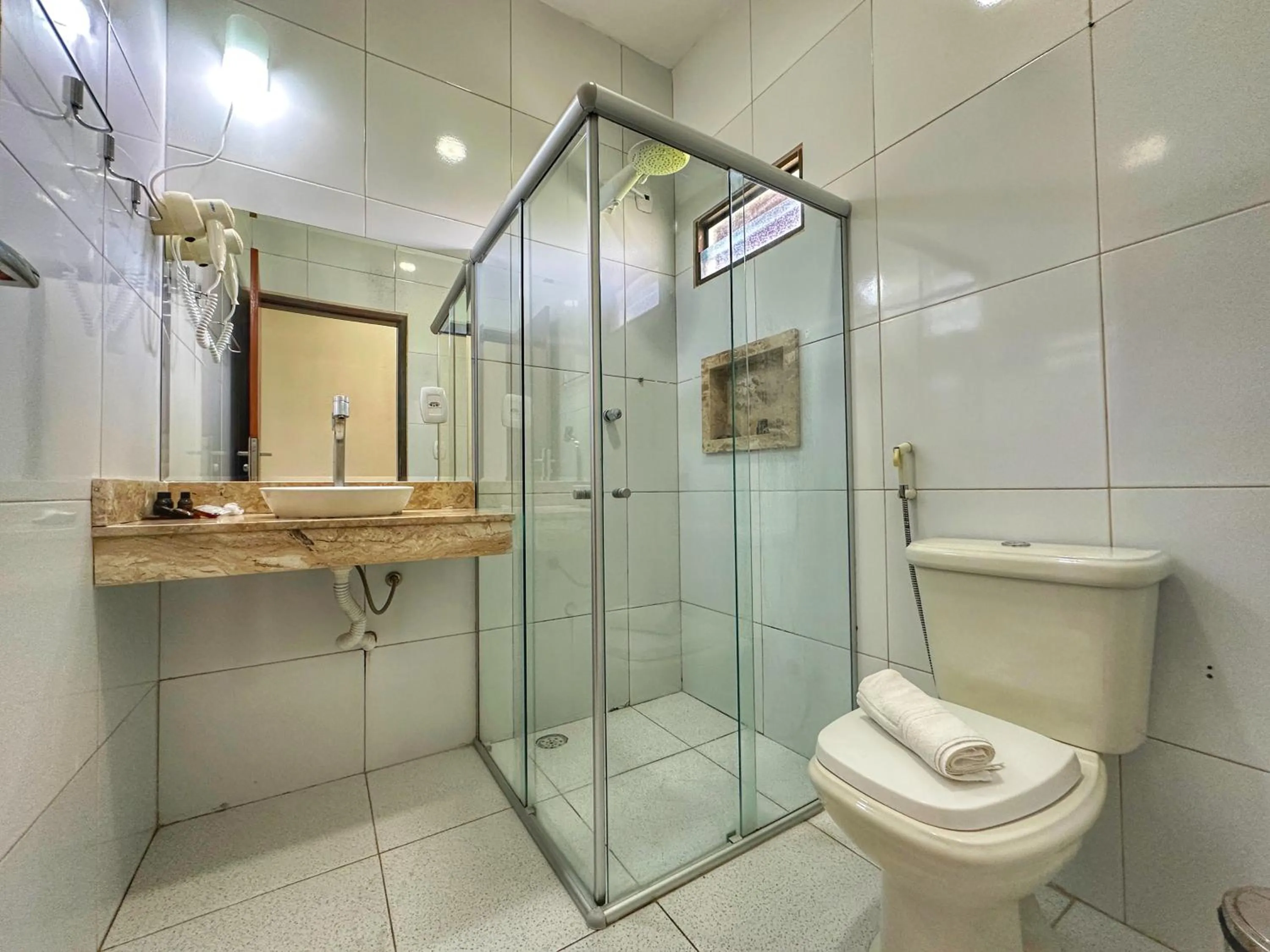 Shower in Hotel Aconchego do Velho Chico