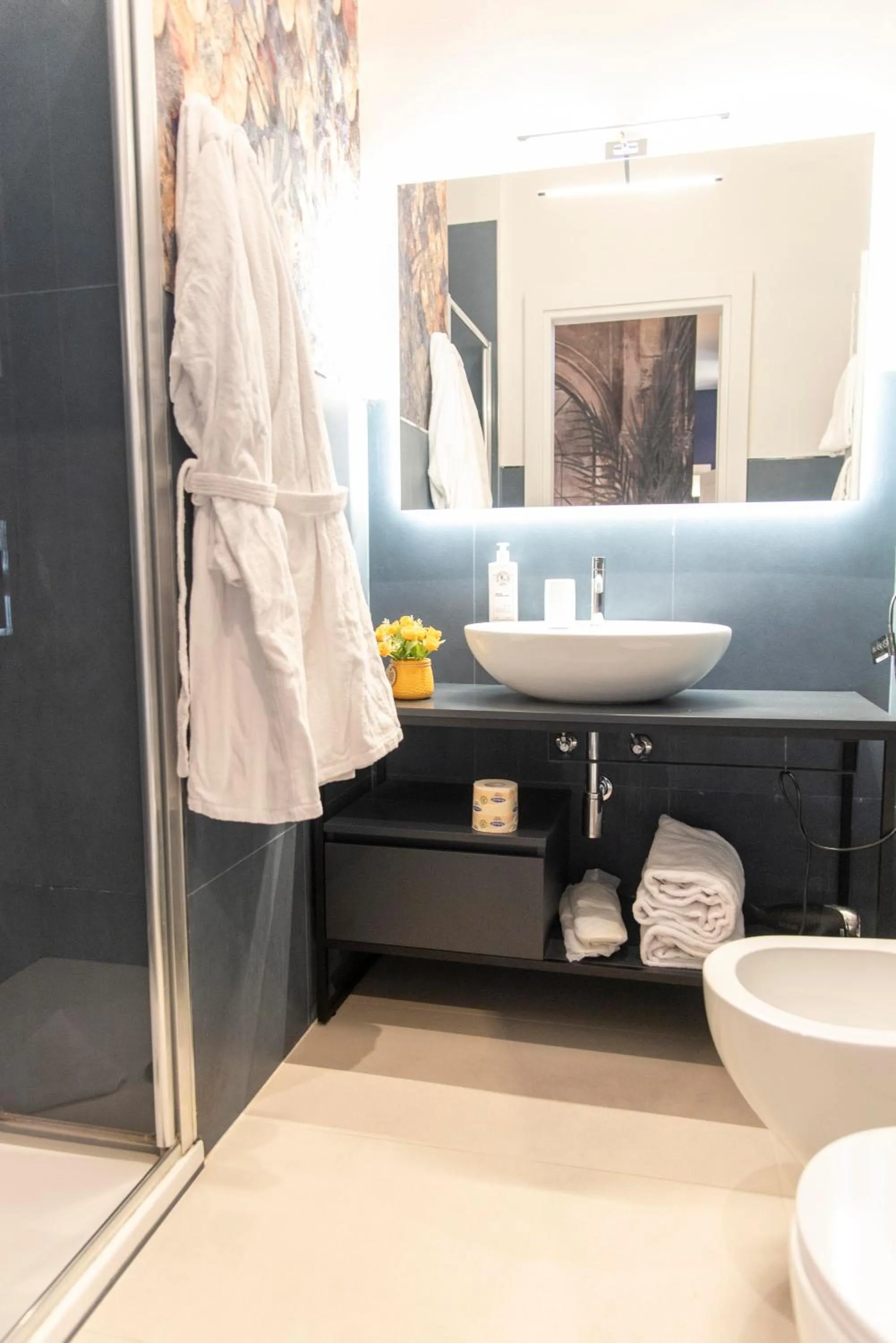 Adelaide Suite Dreams