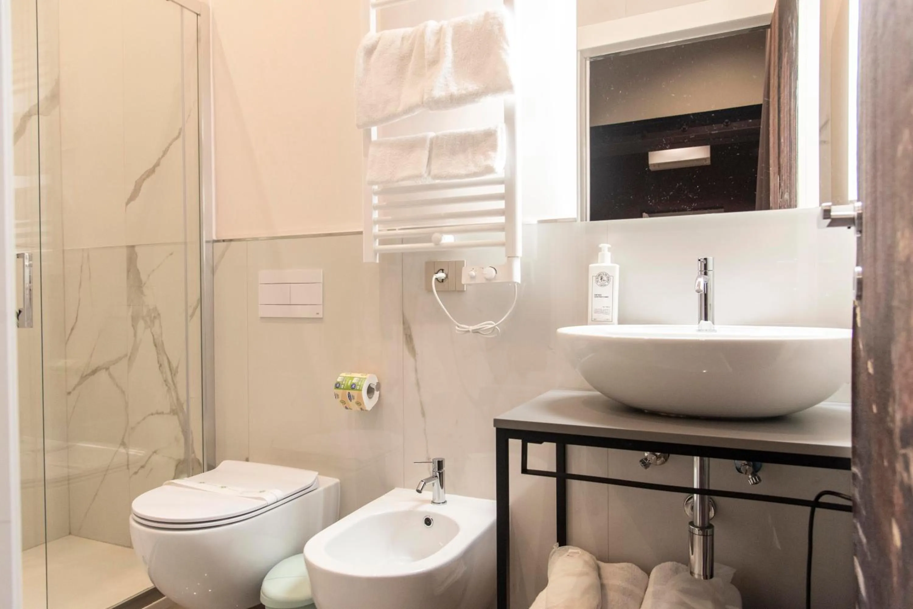 Adelaide Suite Dreams