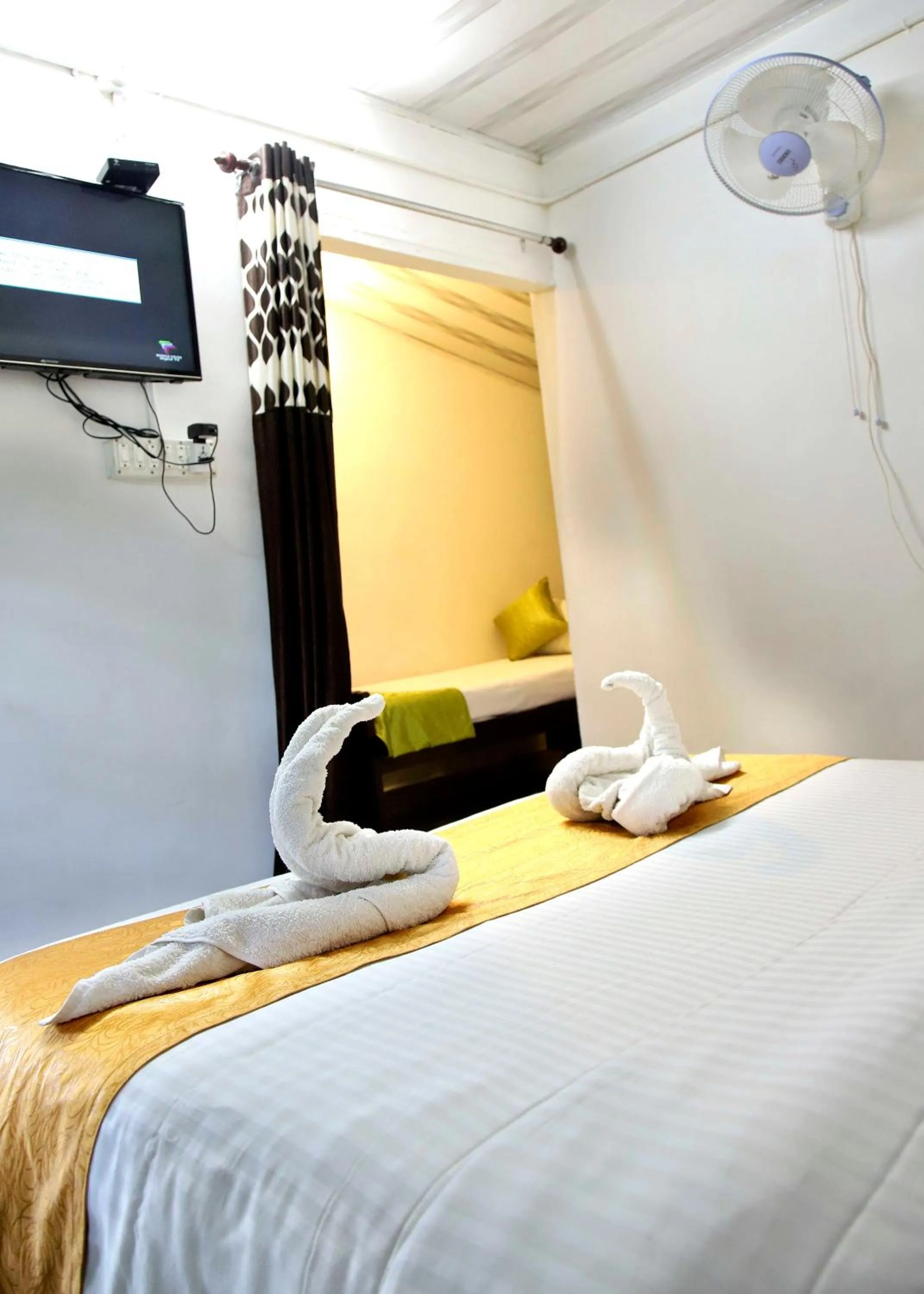 Bed in The wayside cottage Munnar