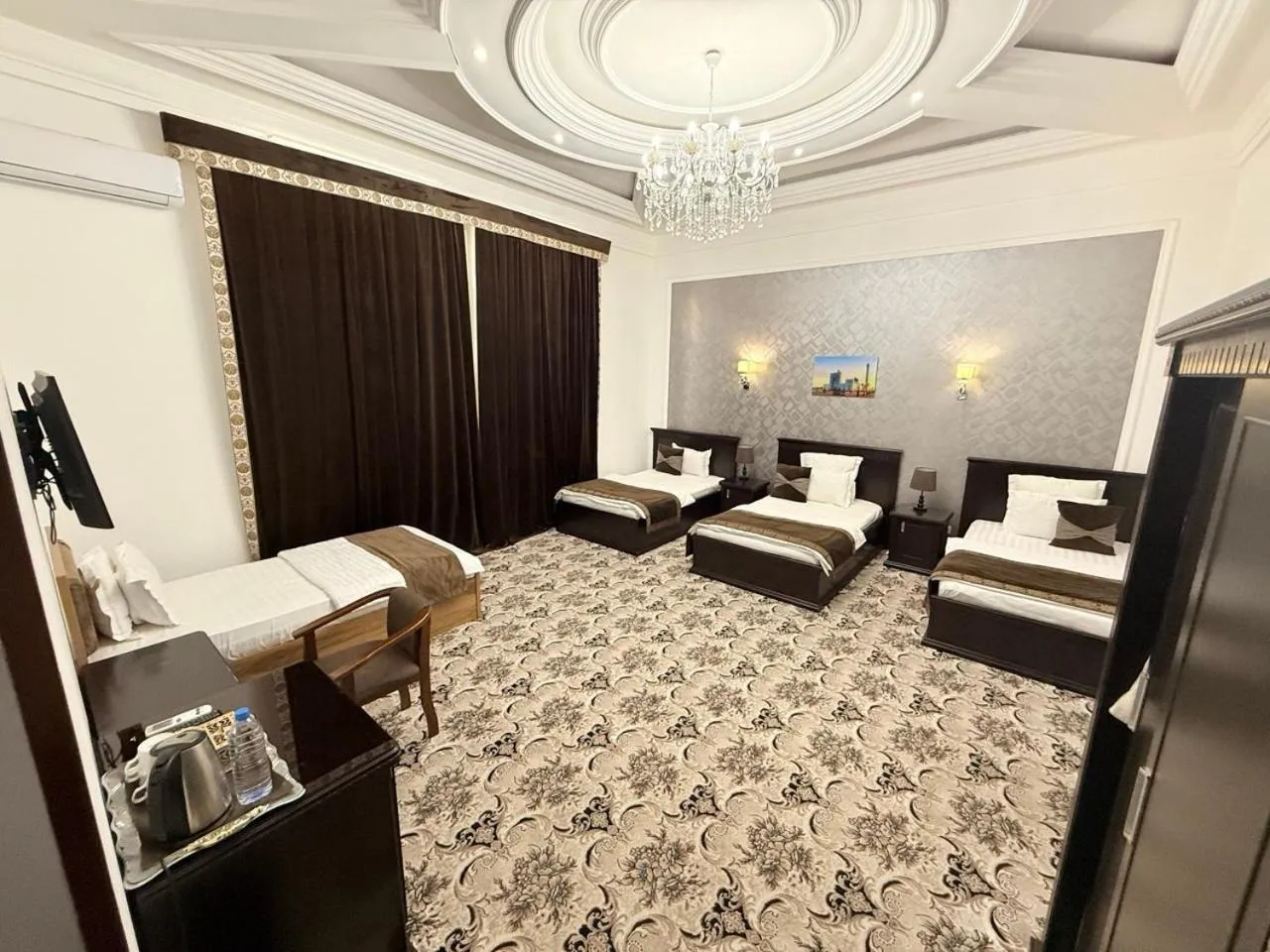 Bed in EMIRS GARDEN Residence