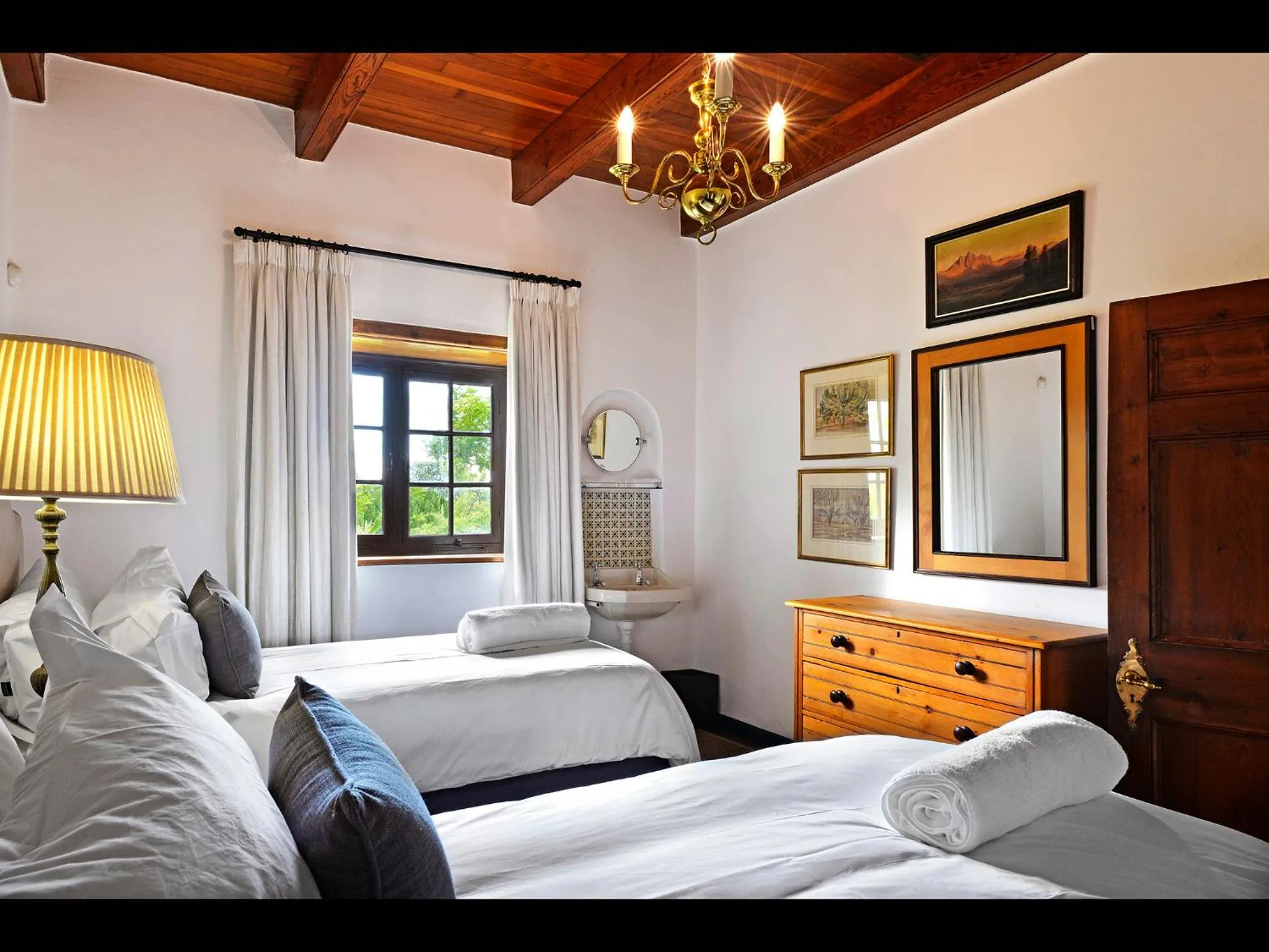 Bed in Boschendal Farm Estate