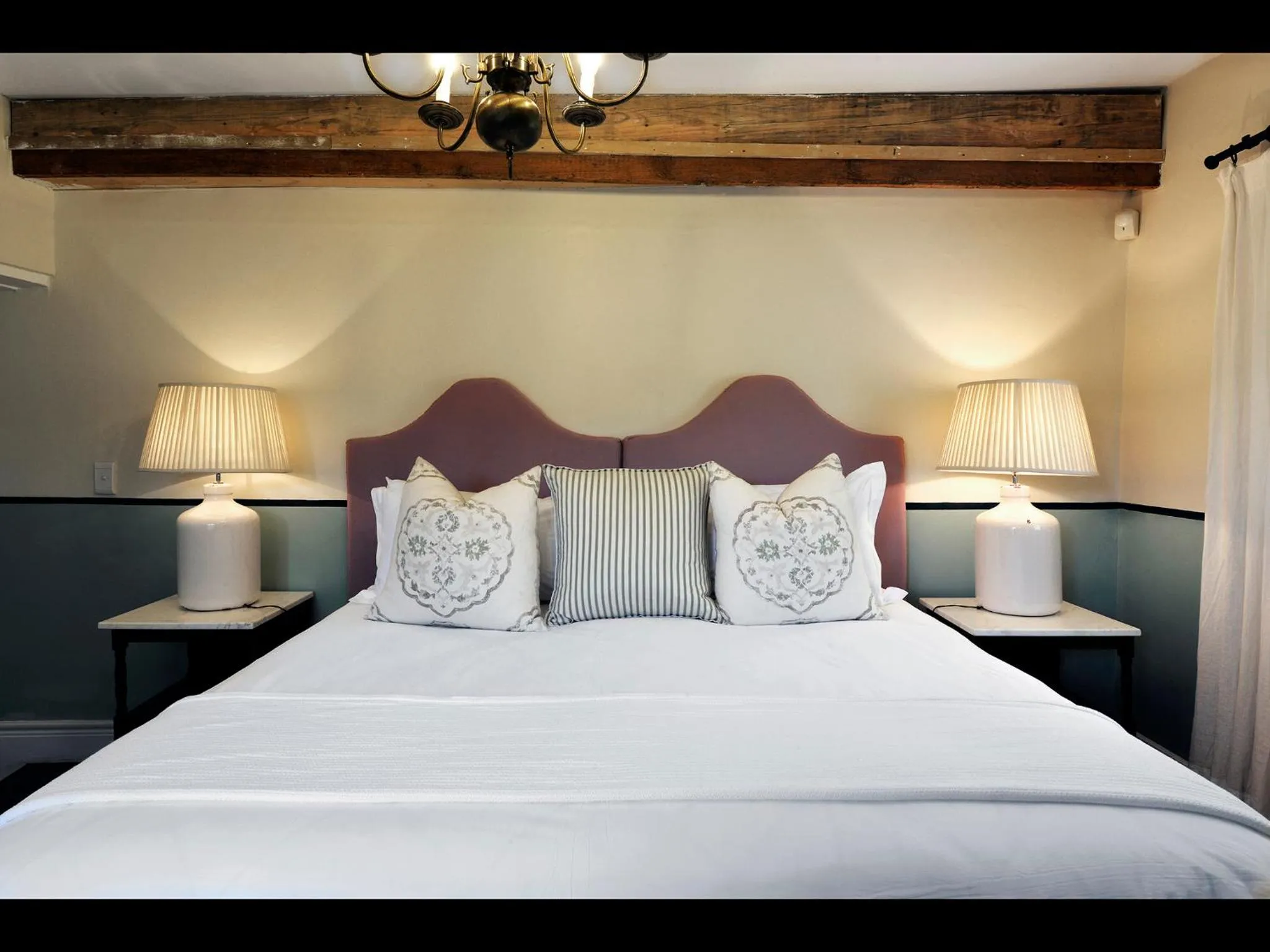 Bed in Boschendal Farm Estate