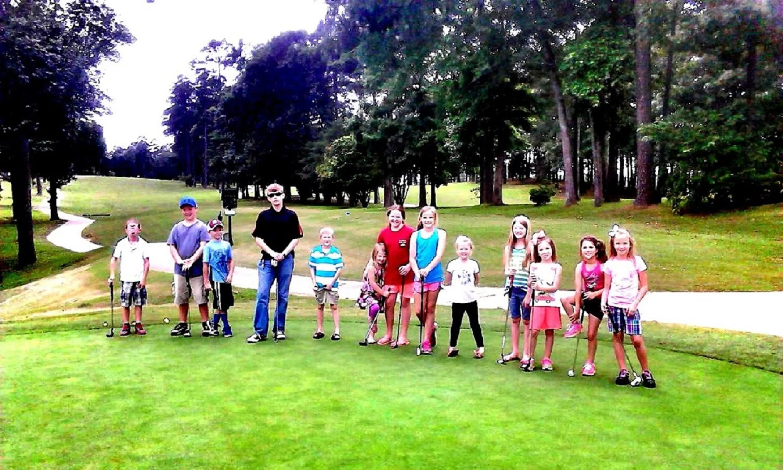 People in Glenwood Country Club