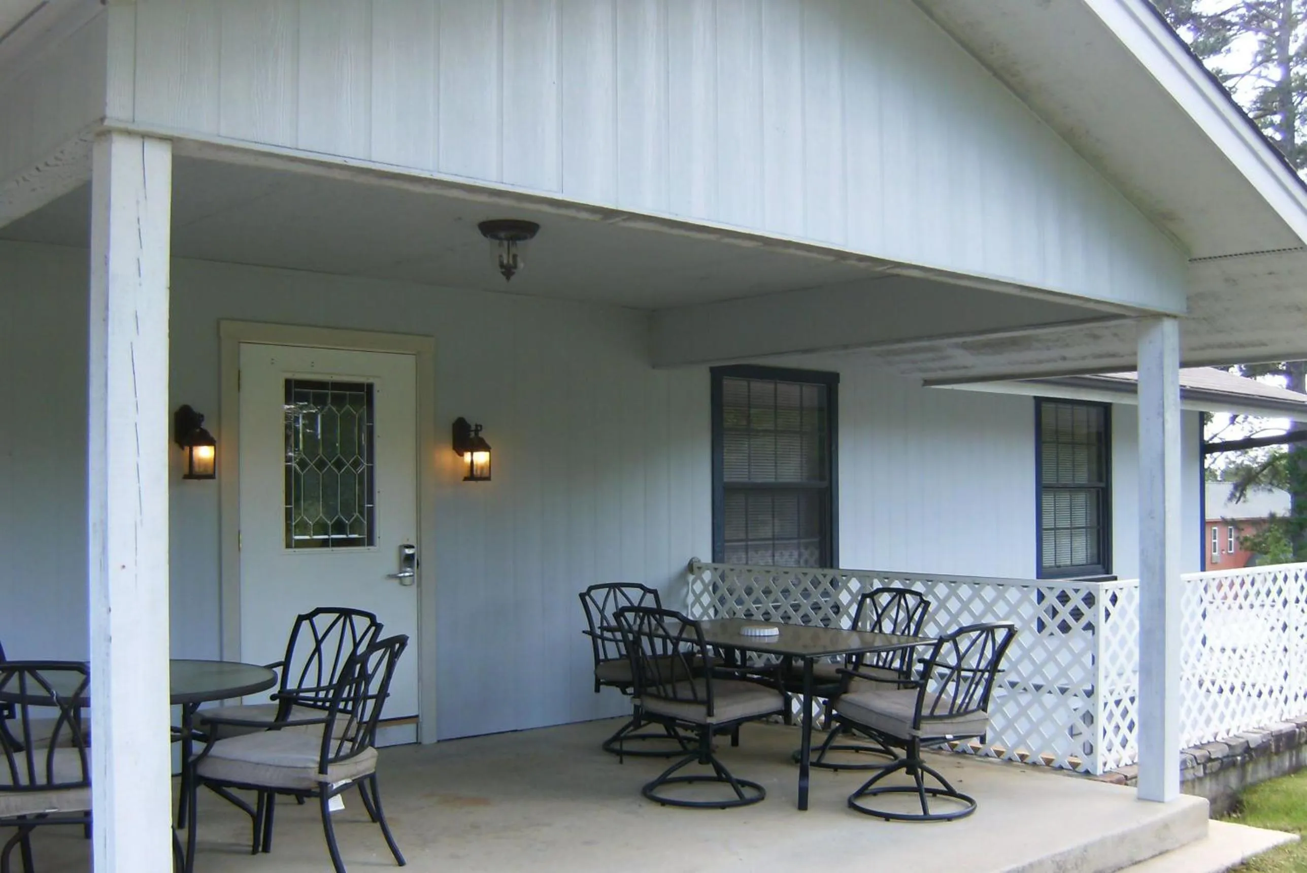 Patio in Glenwood Country Club