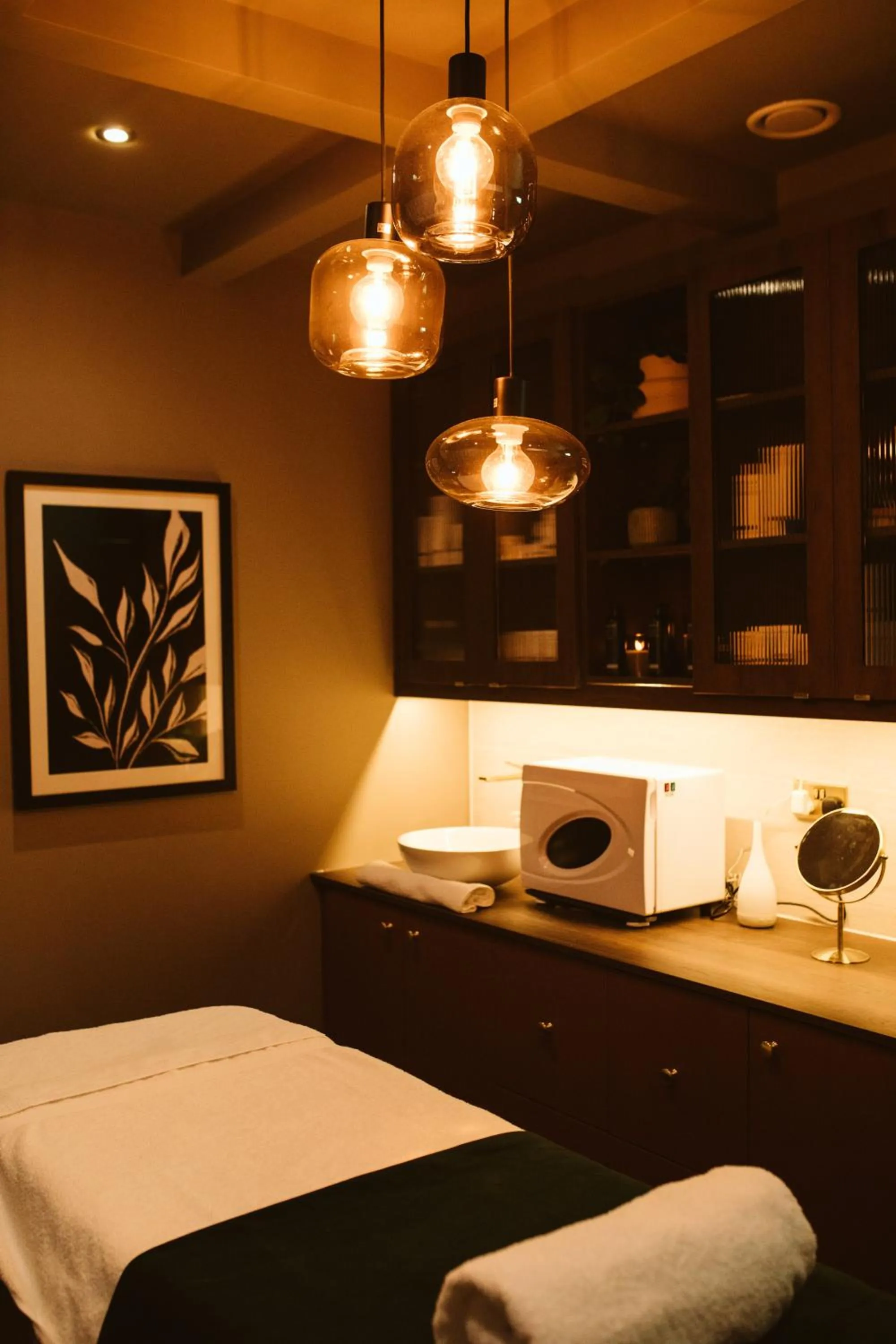 Spa and wellness centre/facilities, Bed in The Hillbrook Hotel & Spa - Sherborne