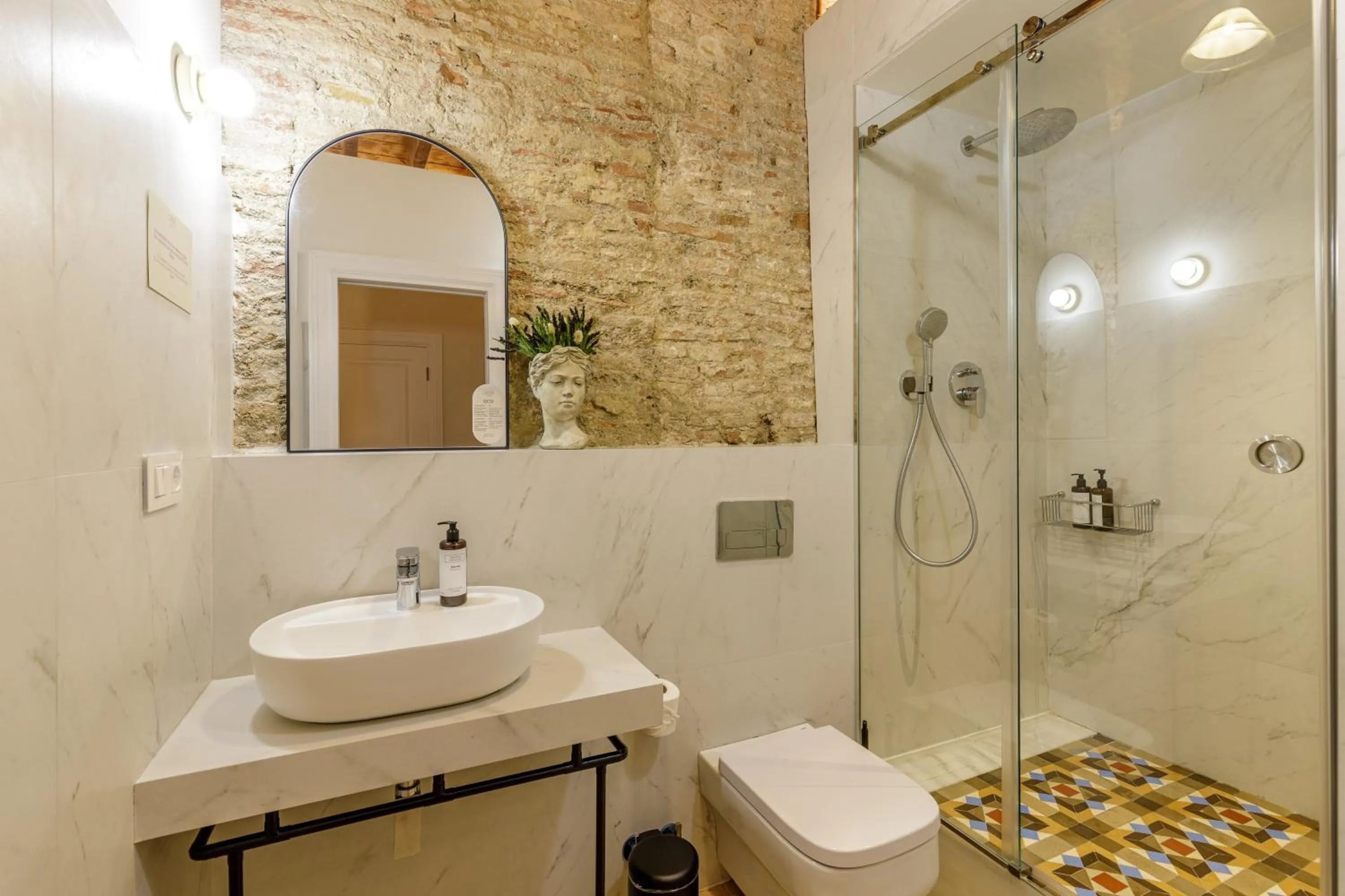 Palacio Vegafuente by Caleta Homes