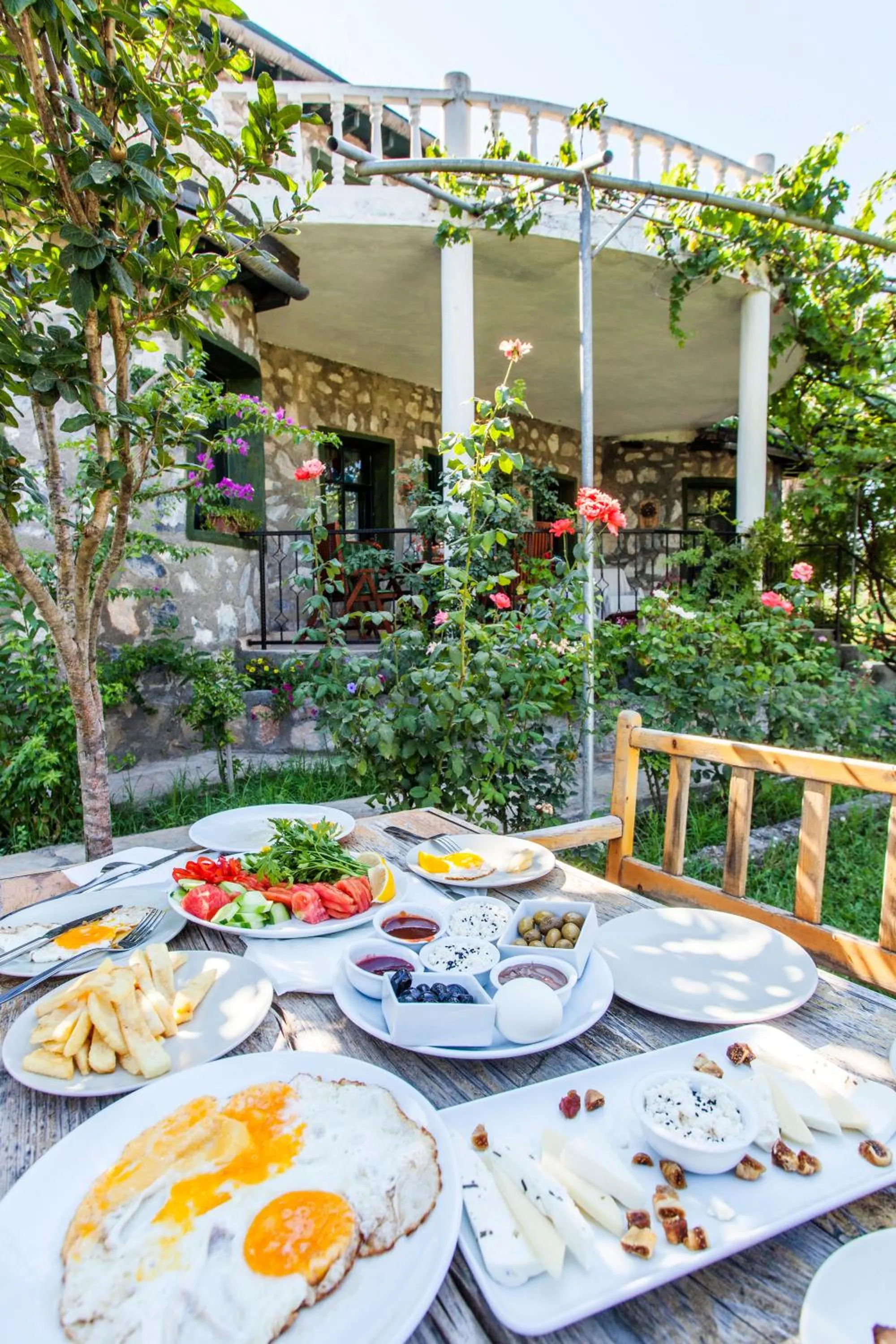 Breakfast in Otantik Tas Ev