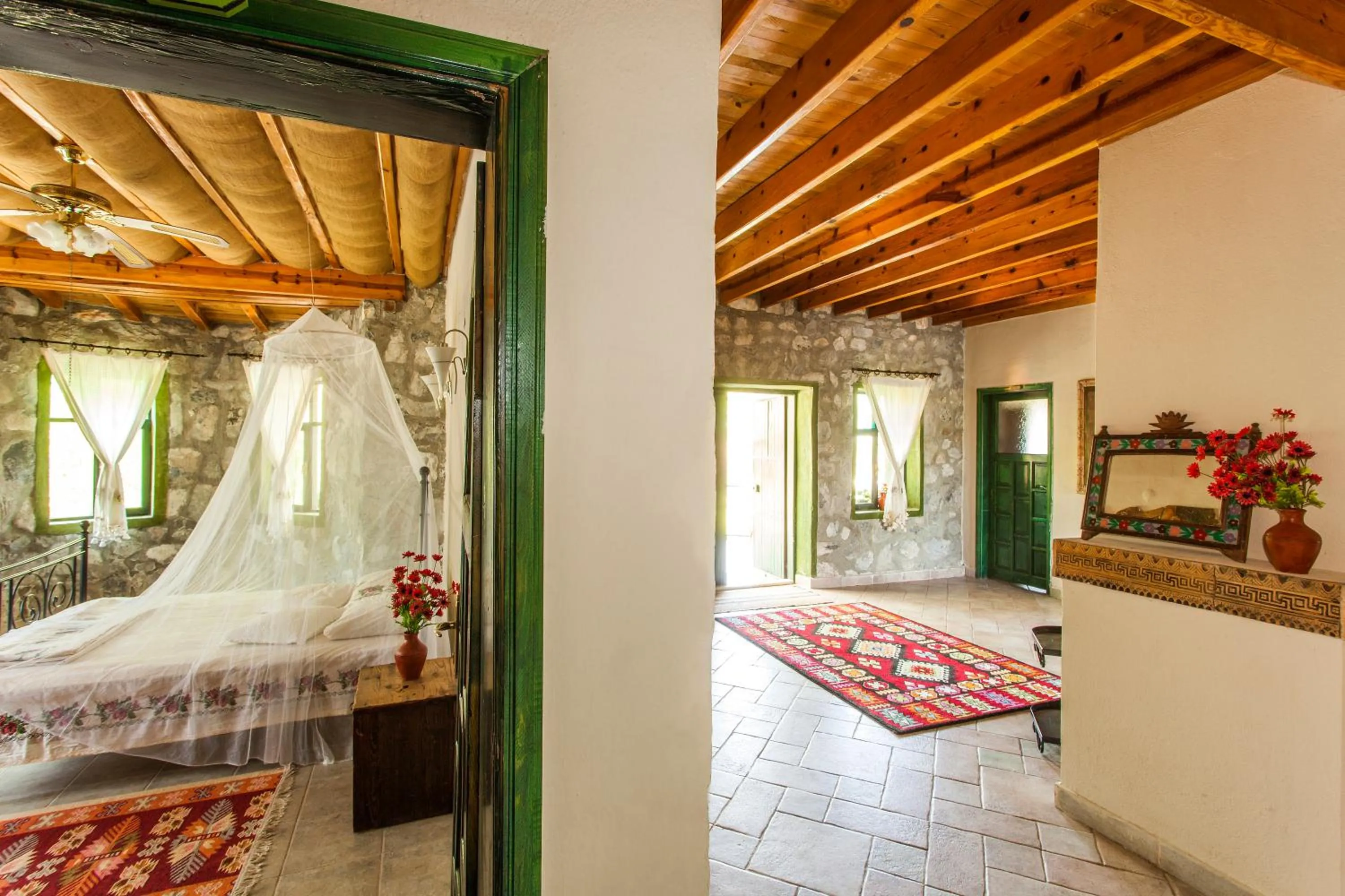 Decorative detail, Bed in Otantik Tas Ev