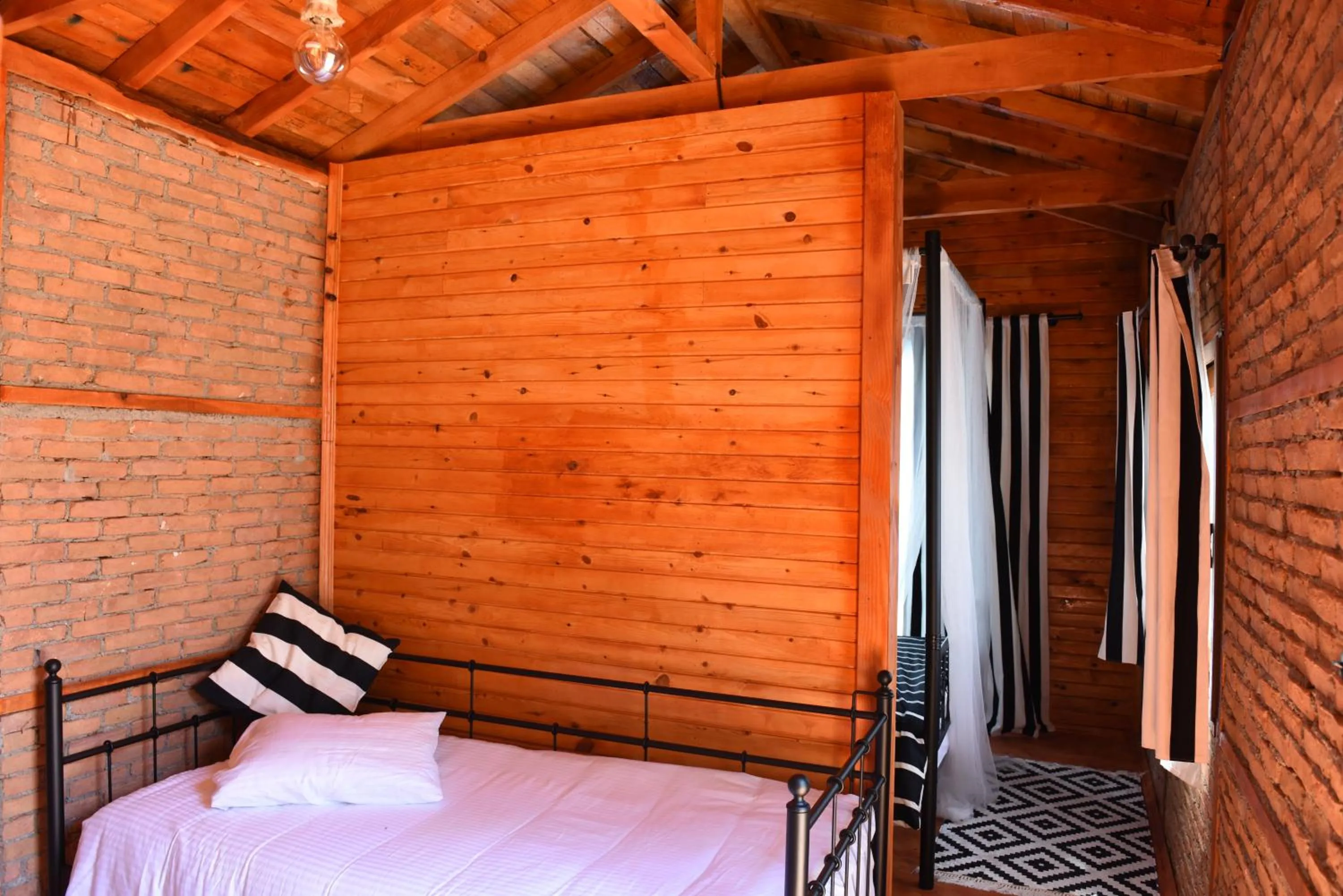 Bedroom, Bed in Otantik Tas Ev