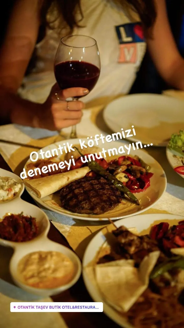Restaurant/places to eat in Otantik Tas Ev