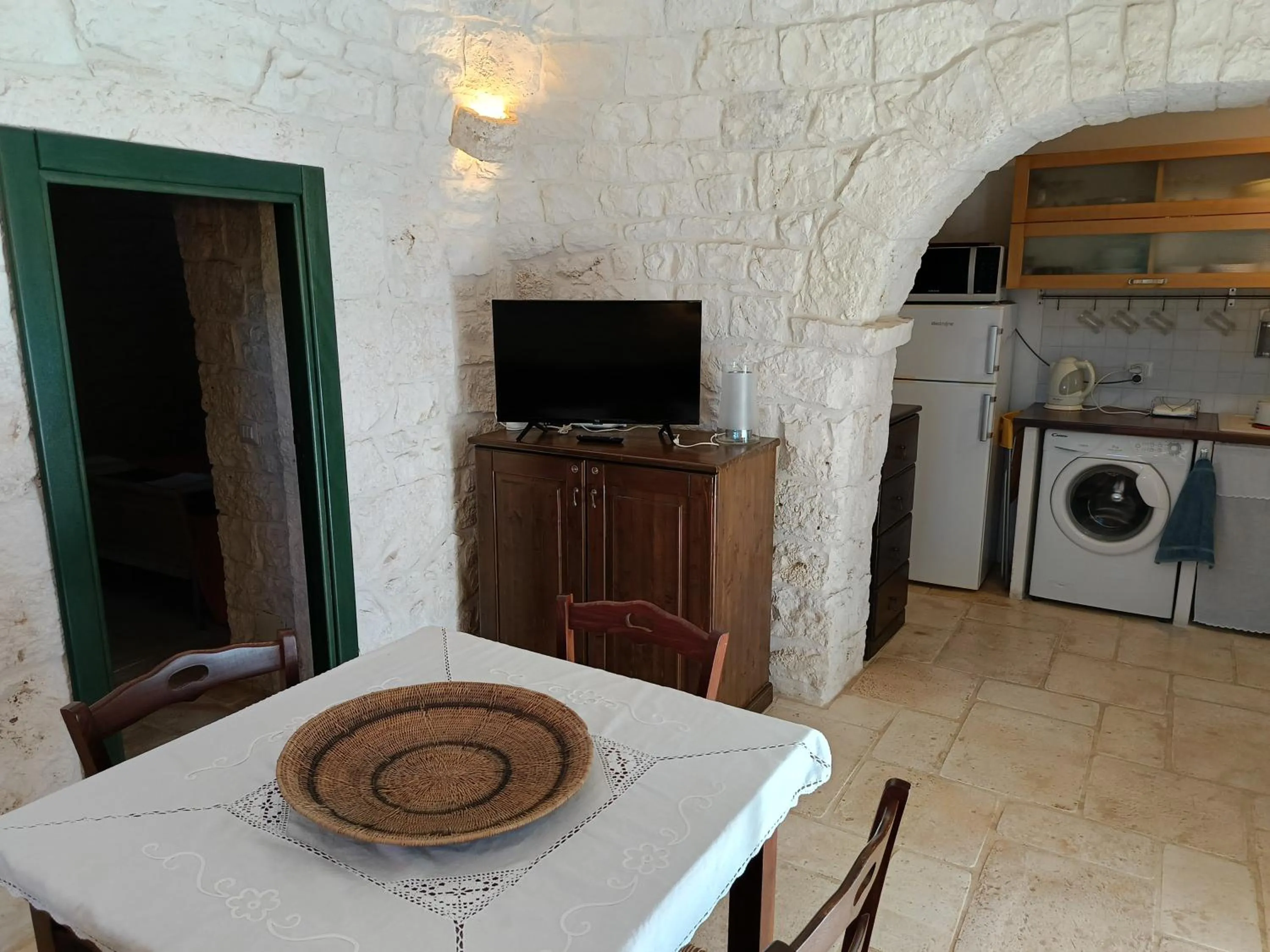 Dining area in Villa Trullo Panorama