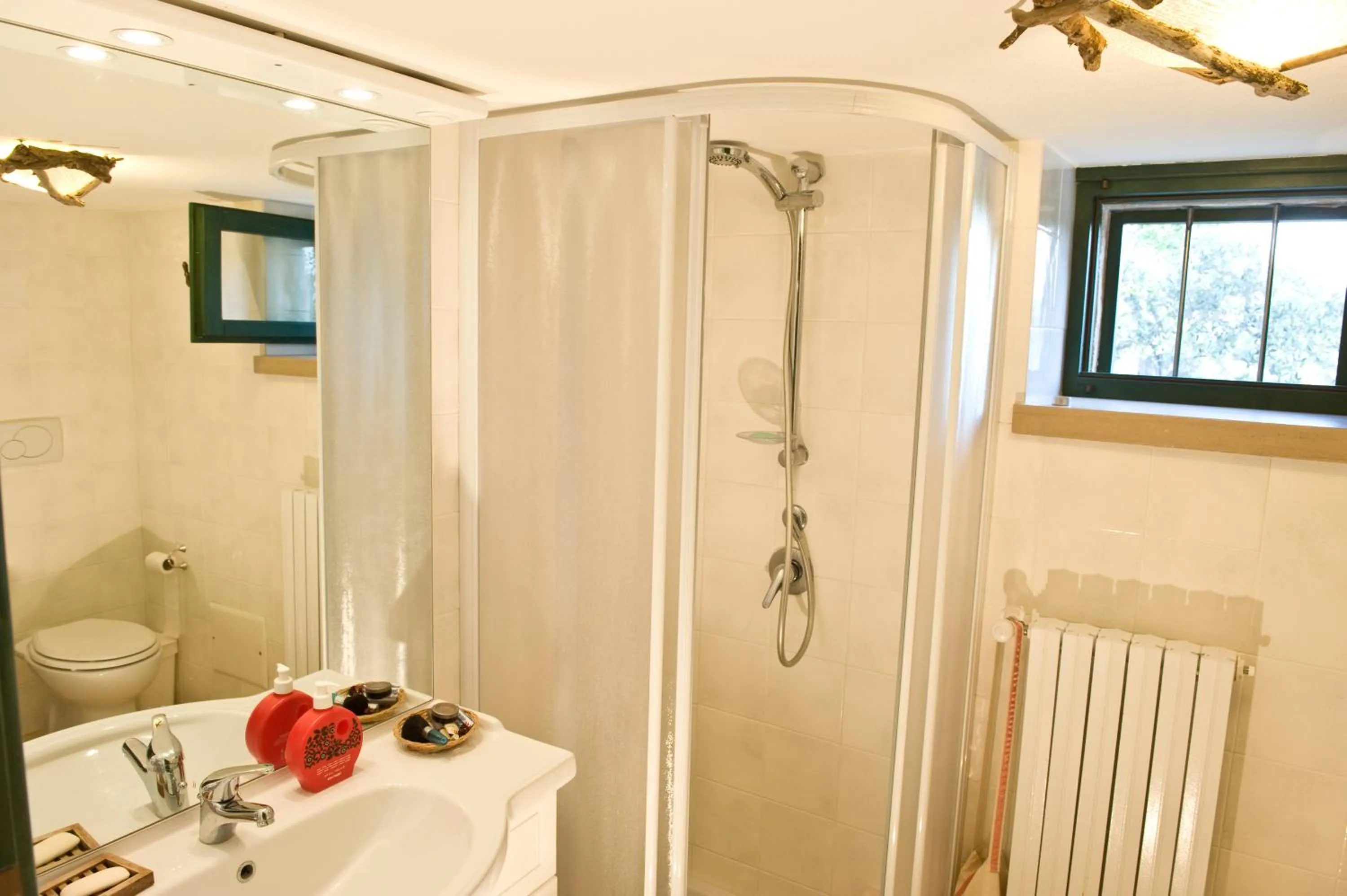 Bathroom in Villa Trullo Panorama