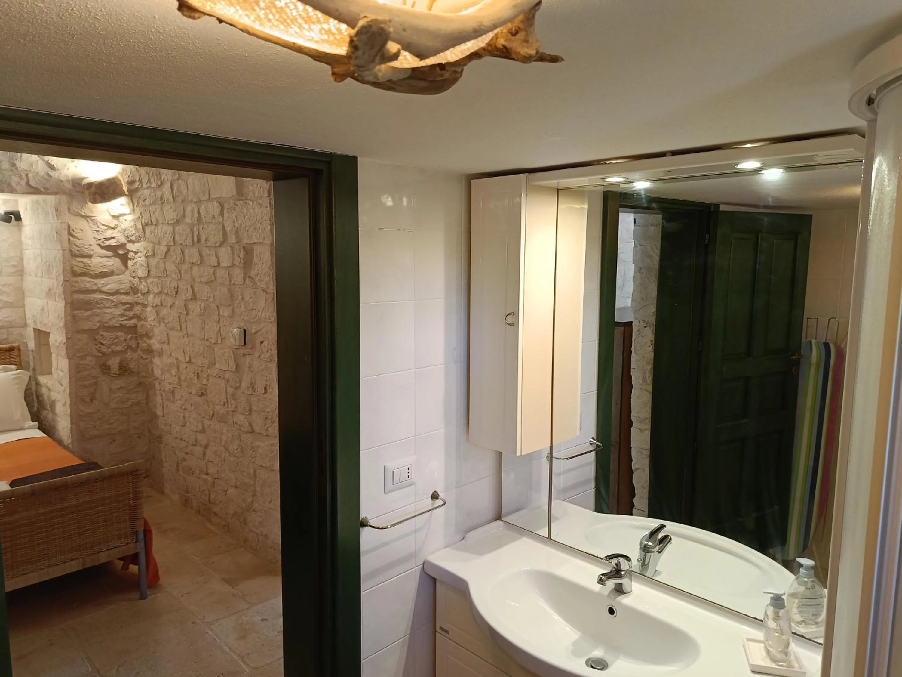 Bathroom in Villa Trullo Panorama