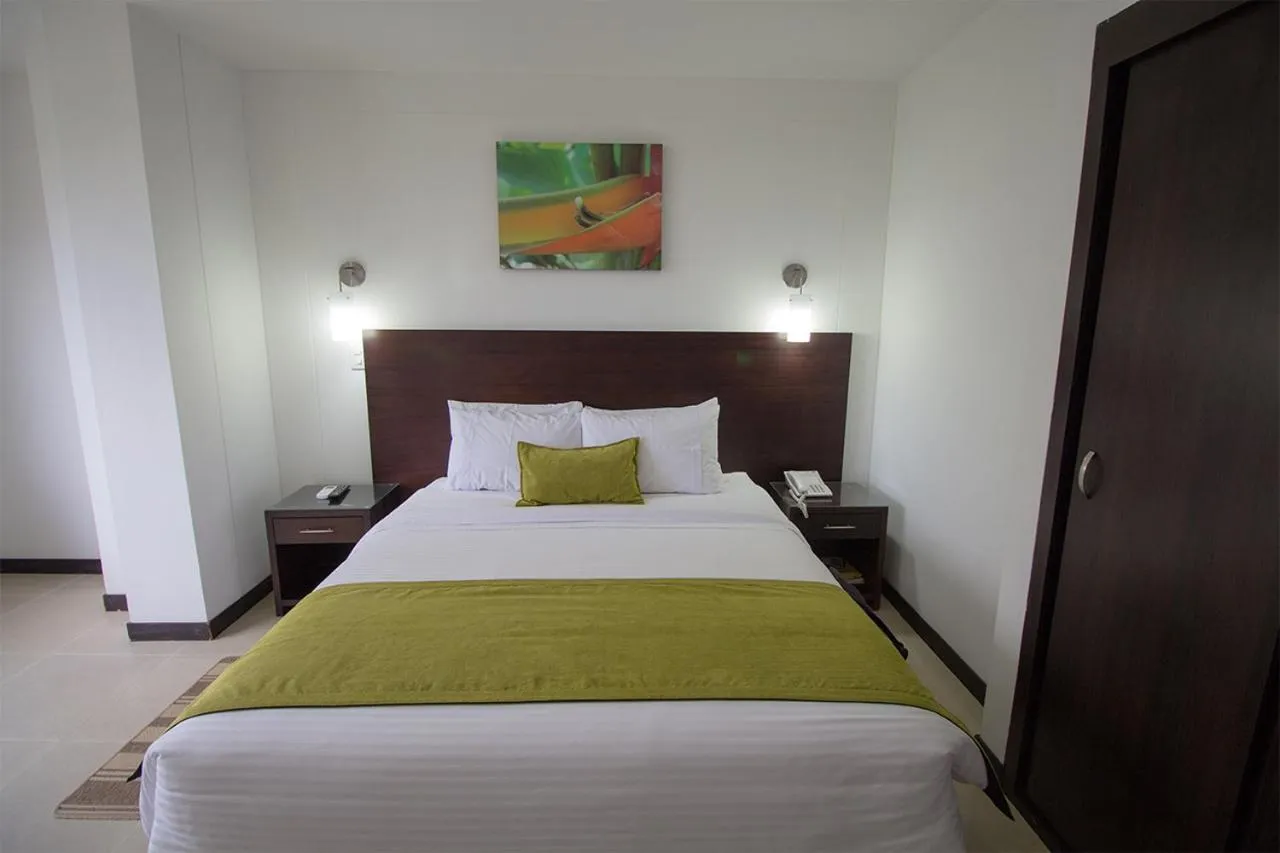 Bed in Hotel Pinares Plaza