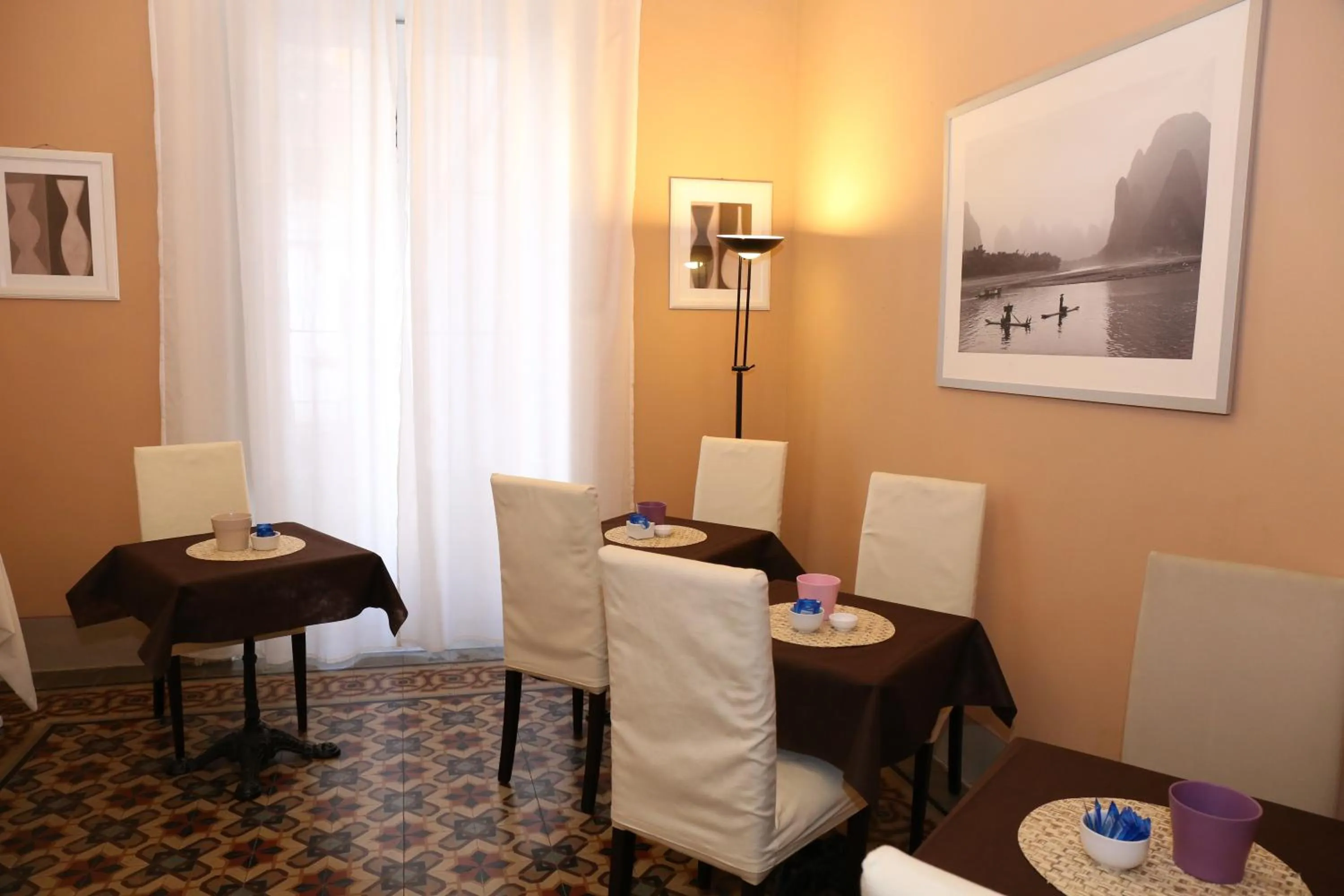 Communal kitchen in Casa Elide