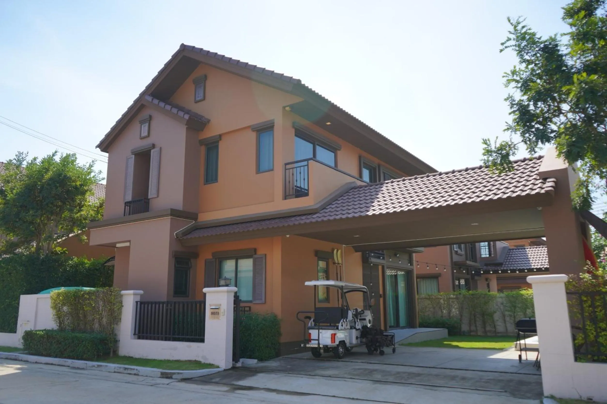 Property building in Castello Di Mare