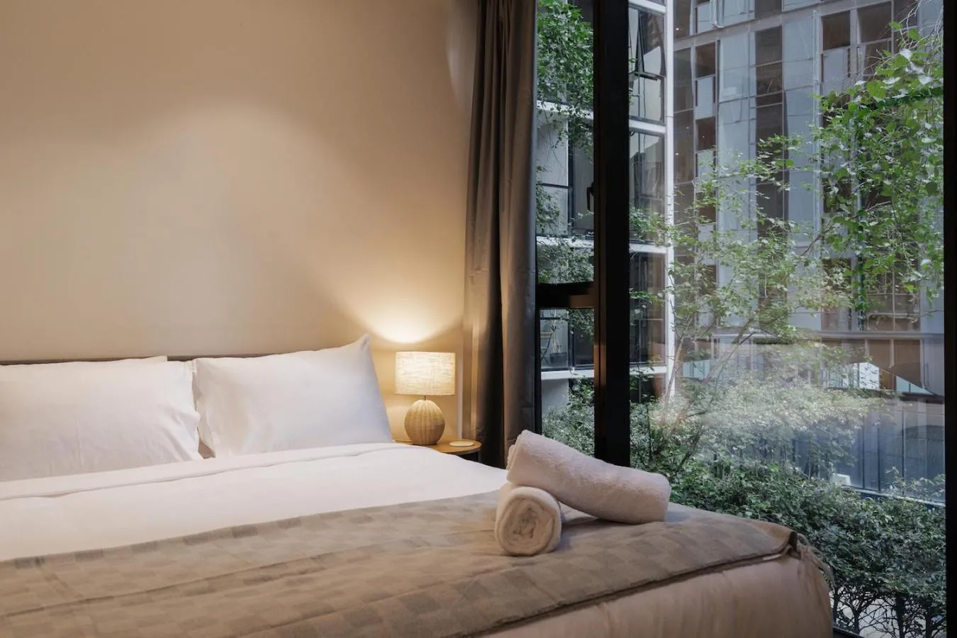 Bedroom, Bed in StayCentral - Oasis on Mackenzie (CBD)