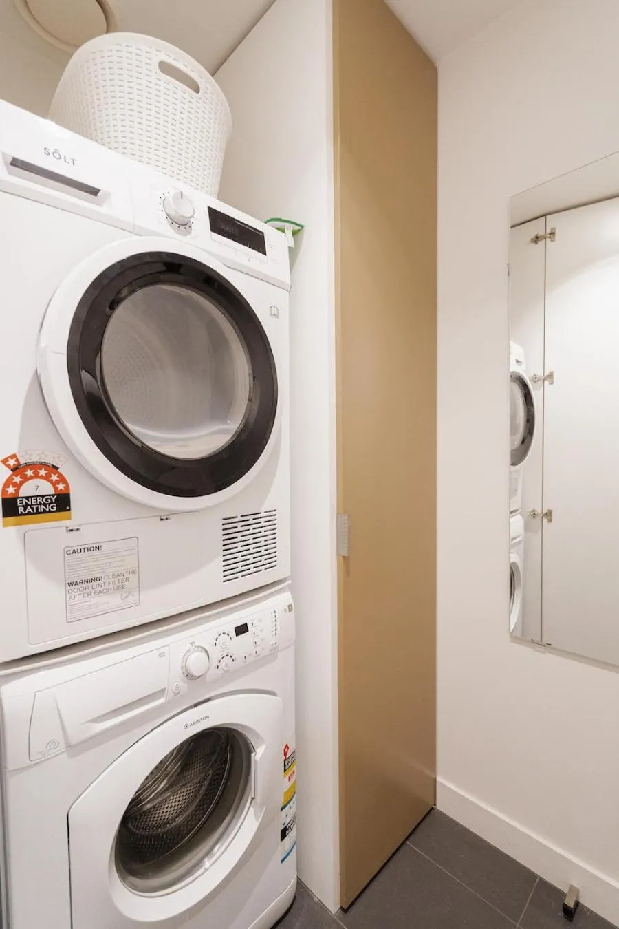 washing machine in StayCentral - Oasis on Mackenzie (CBD)