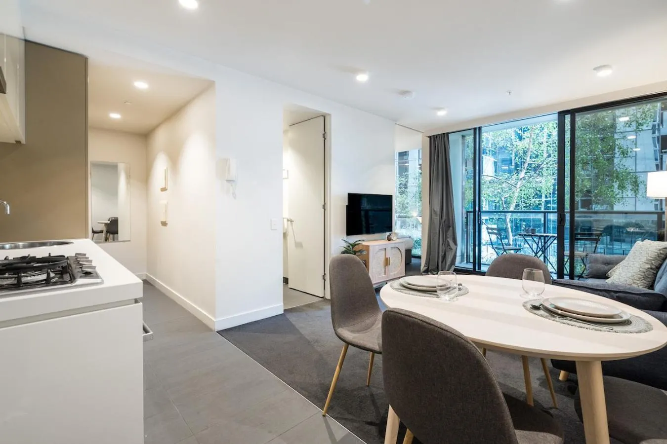 Kitchen or kitchenette in StayCentral - Oasis on Mackenzie (CBD)