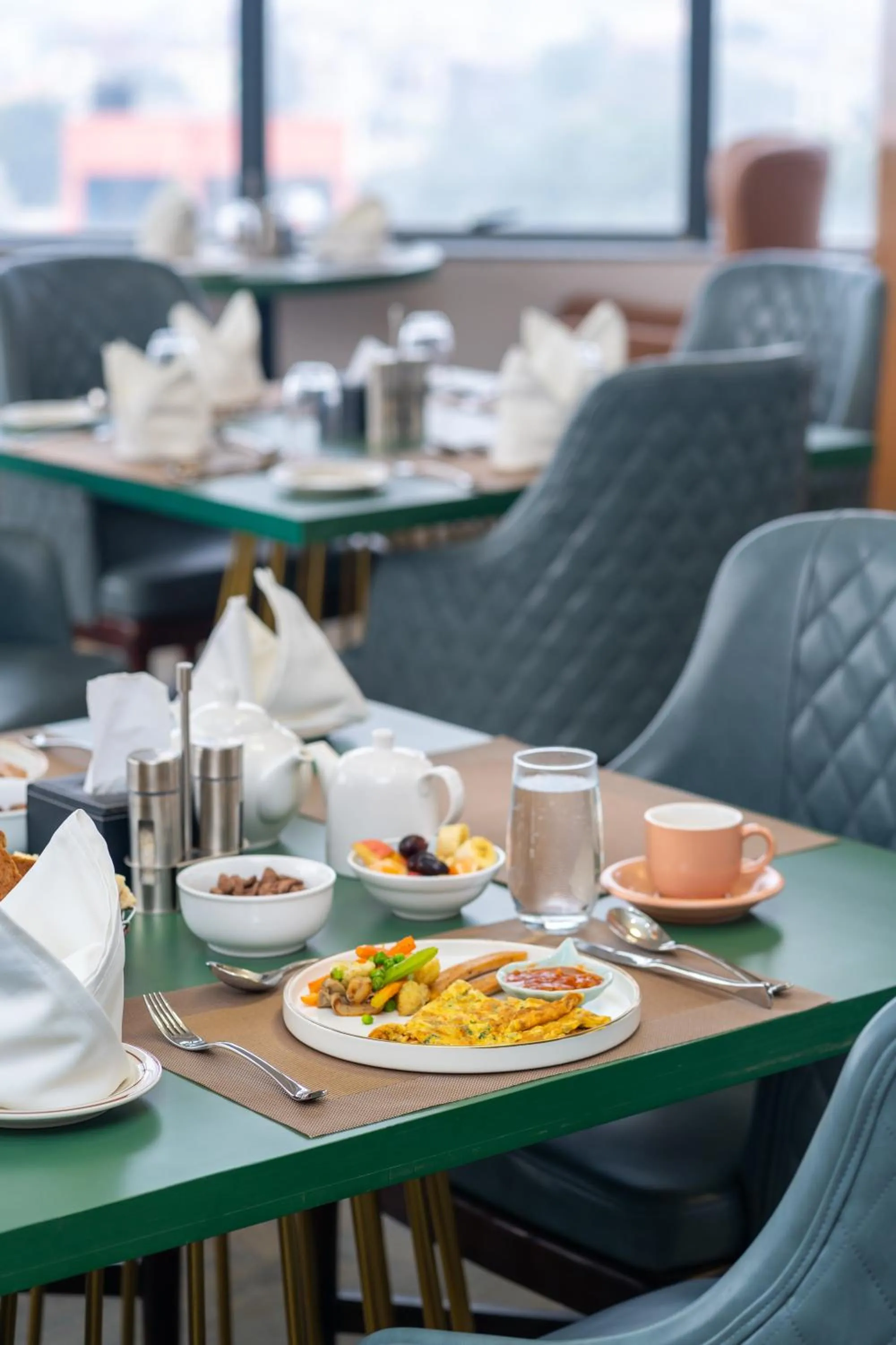 Restaurant/places to eat in De Crown Inn