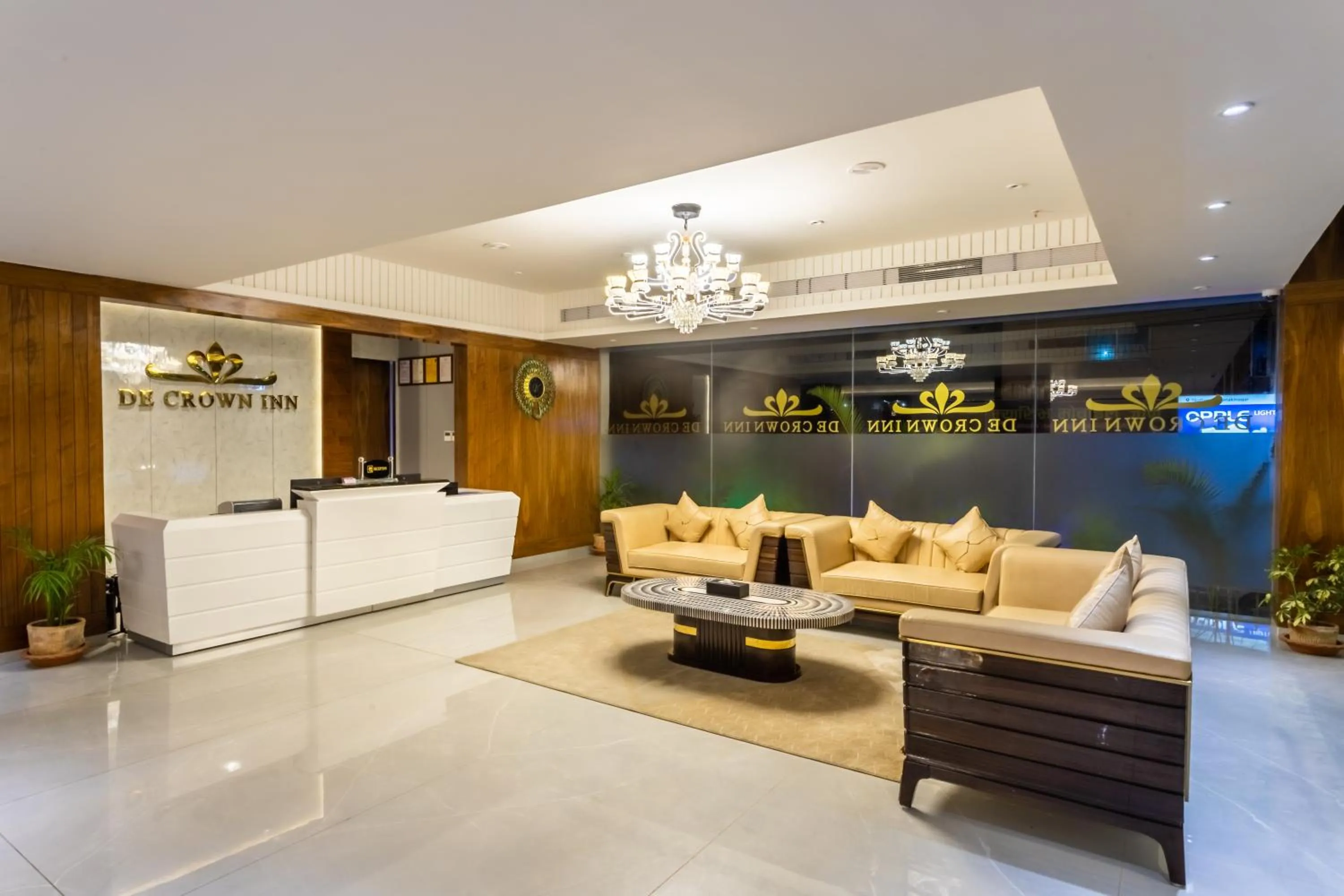 Lobby or reception in De Crown Inn