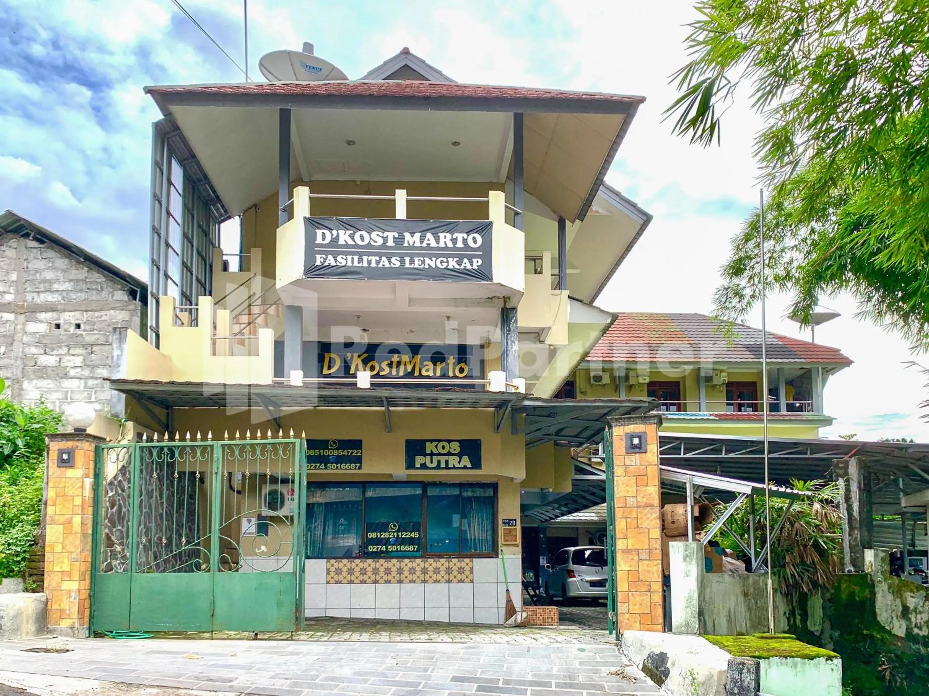 Property building in RedDoorz Syariah at De KostMarto UTY