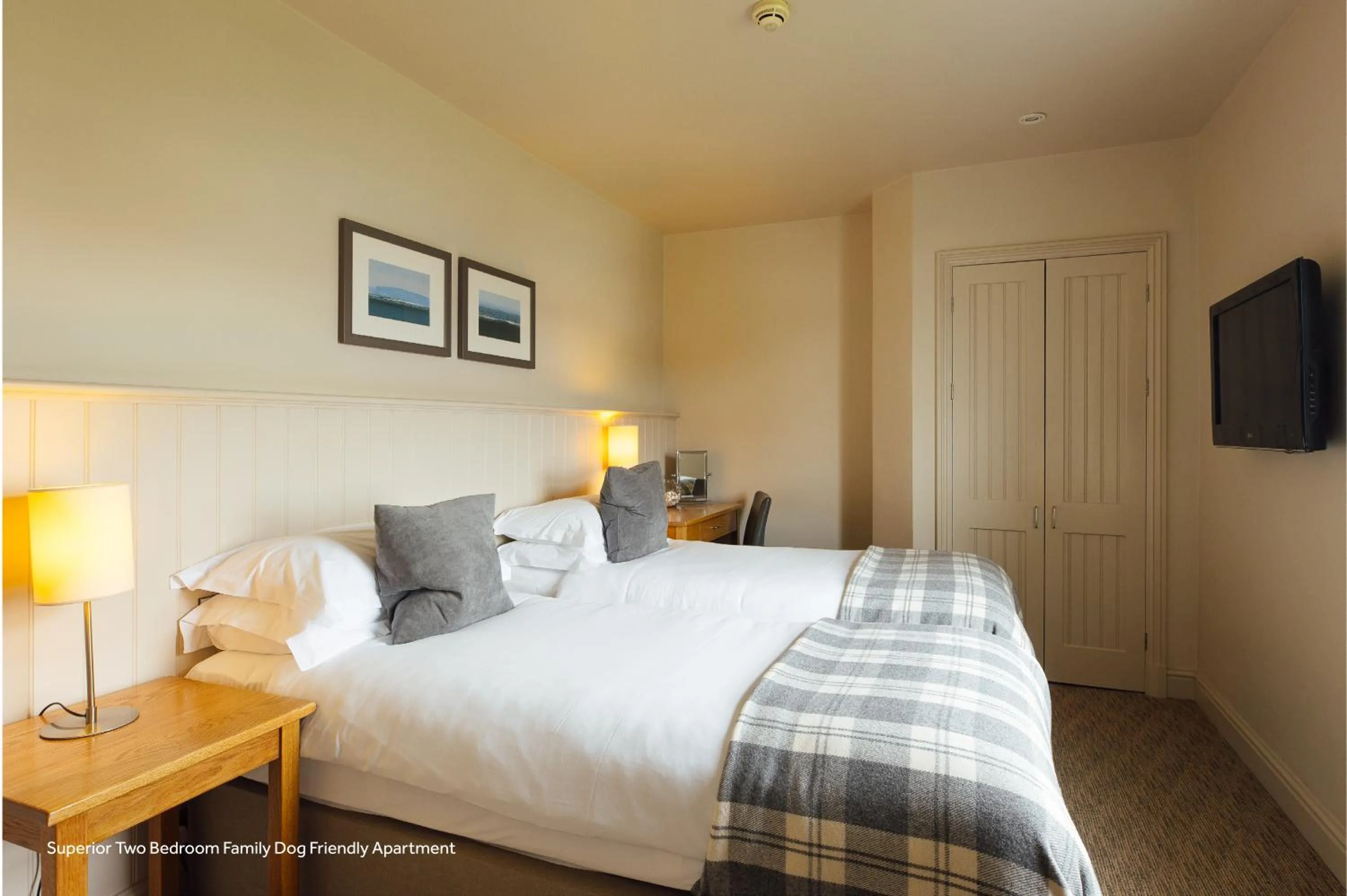 Bedroom, Bed in St Brides Spa Hotel & Village Apartments