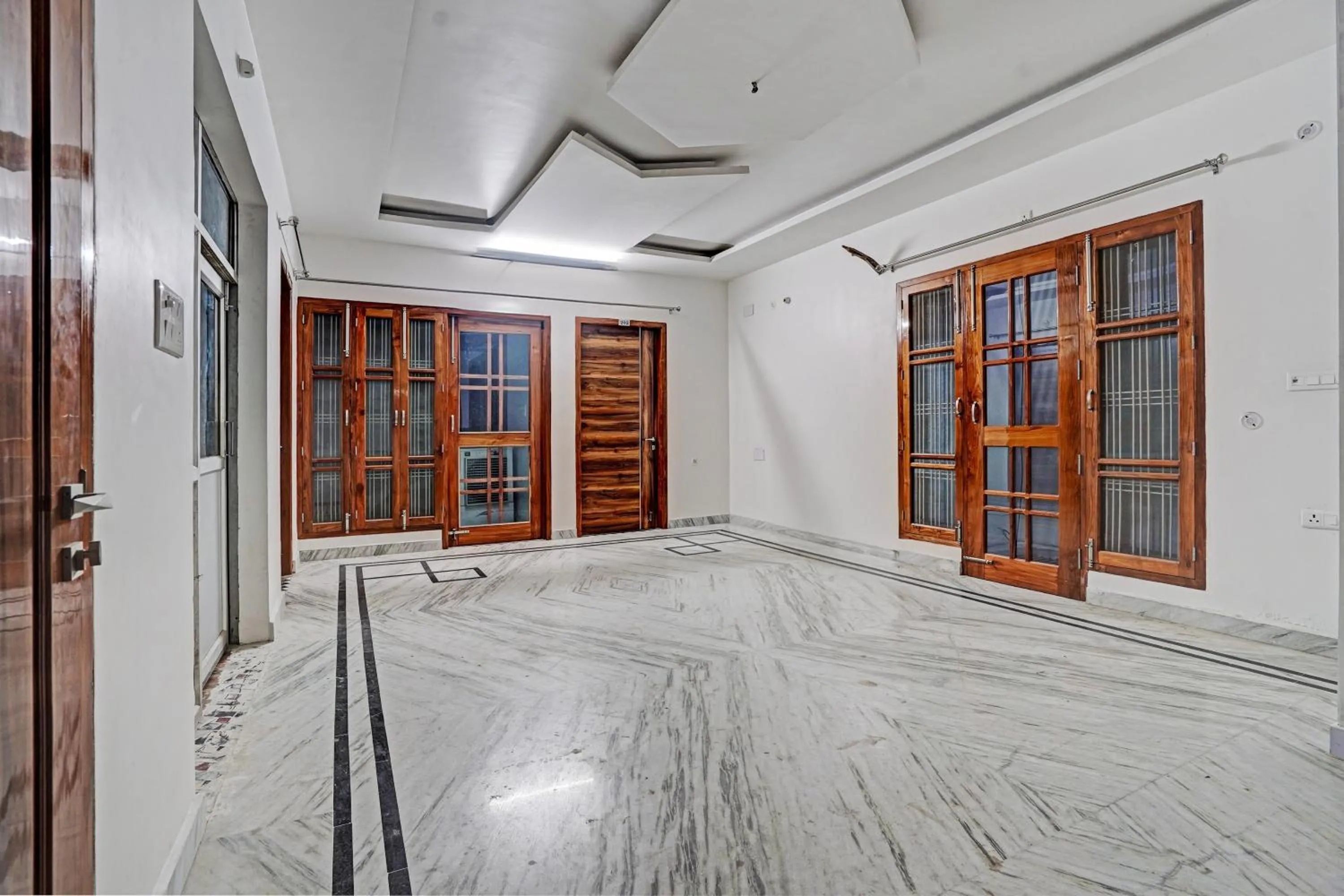 Lobby or reception in Hotel O Rudra Palace