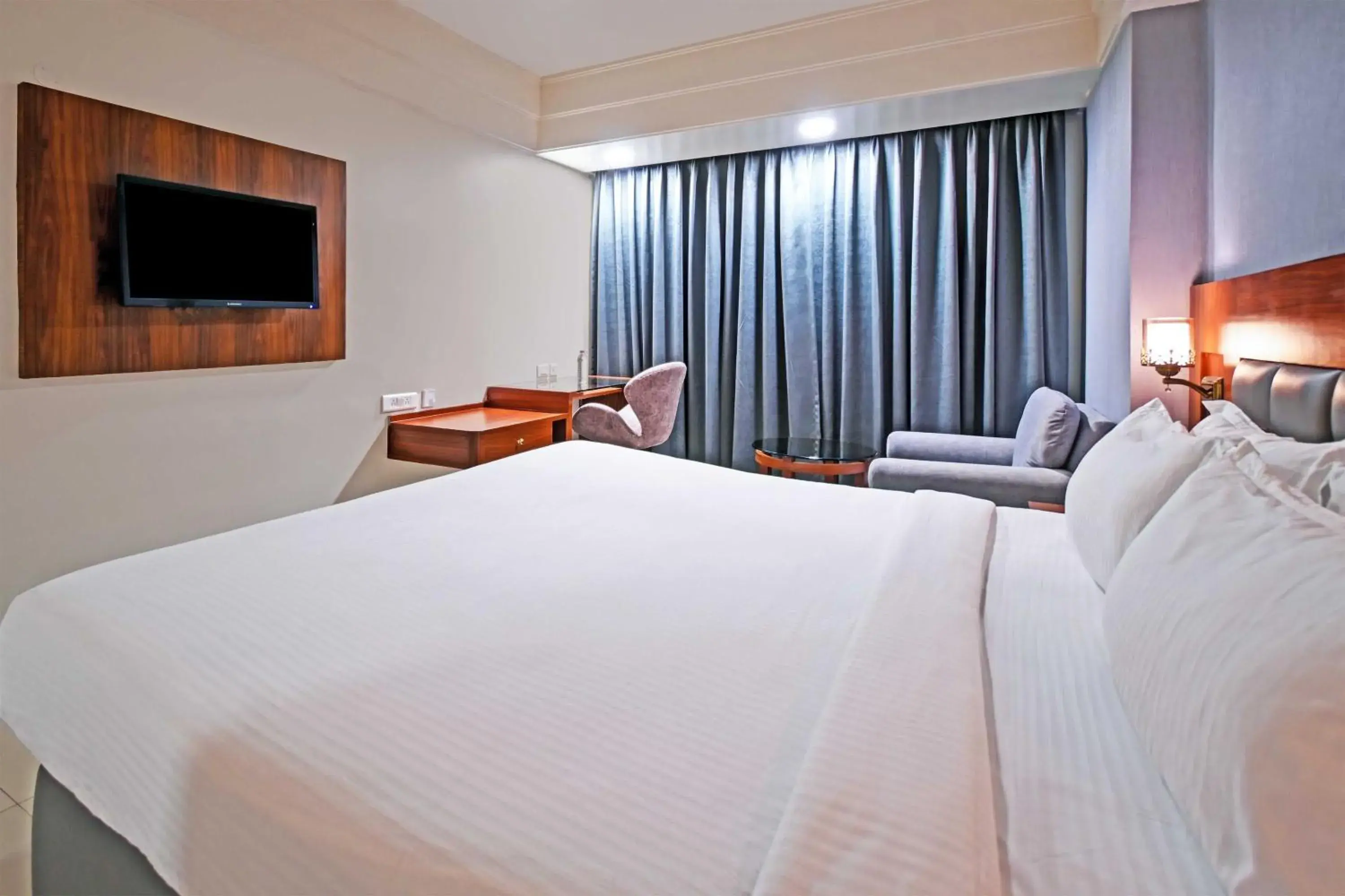 Bedroom, Bed in Palette Madhapur Bedroom, Bed in Palette Madhapur