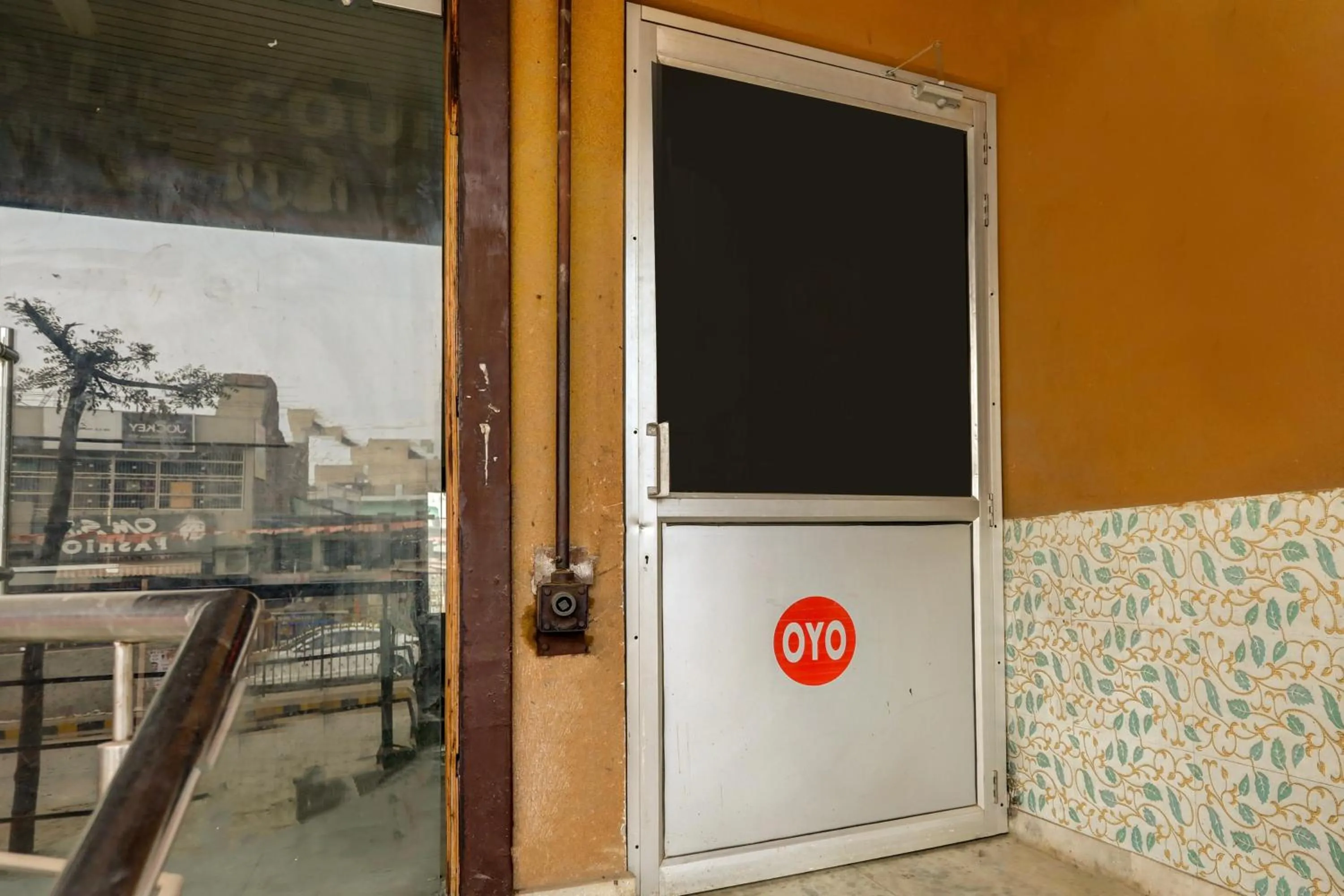 Facade/entrance in Hotel O by OYO Swagat