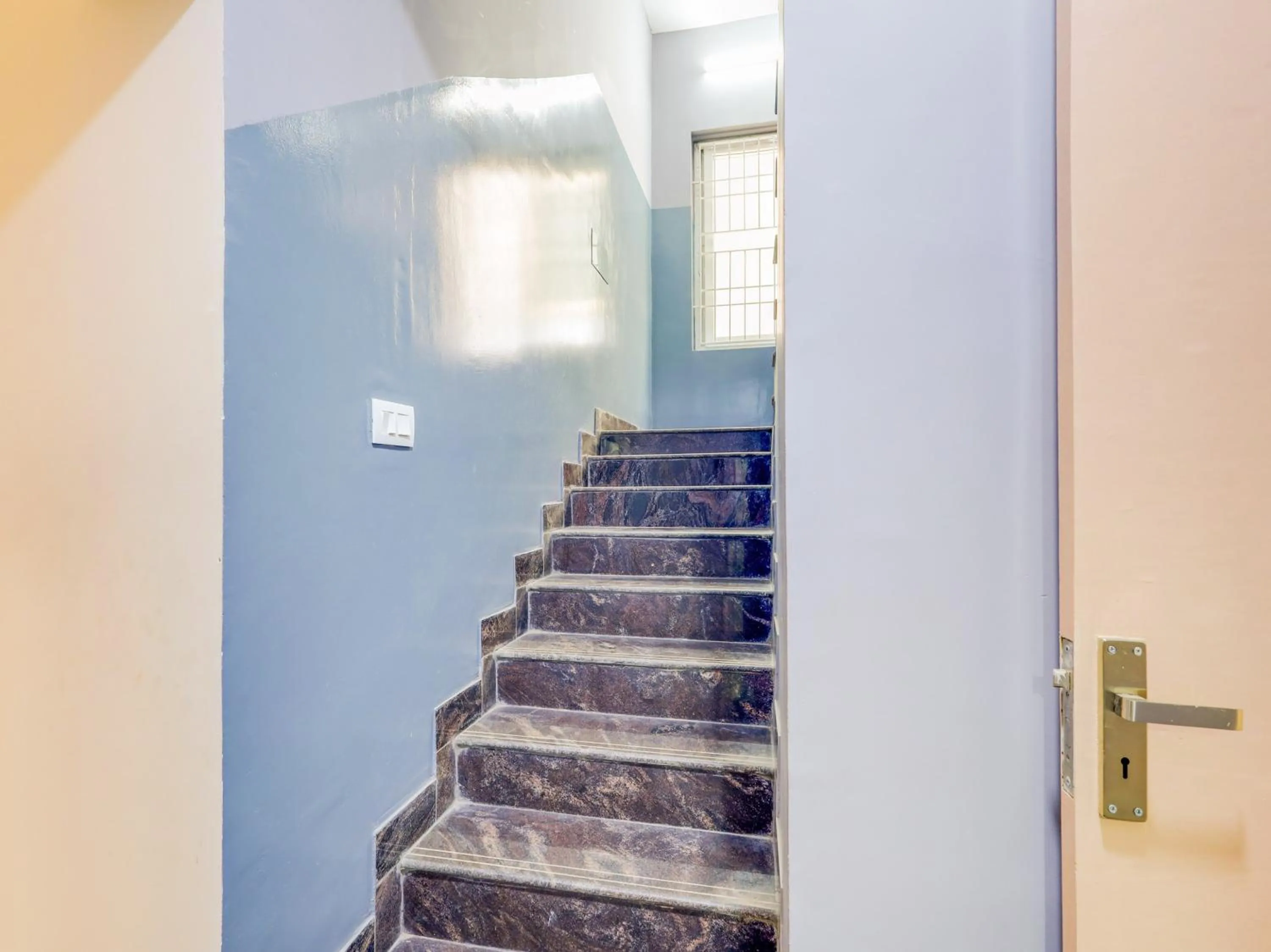 Lobby or reception in Hotel O by OYO RESIDENCY GRAND