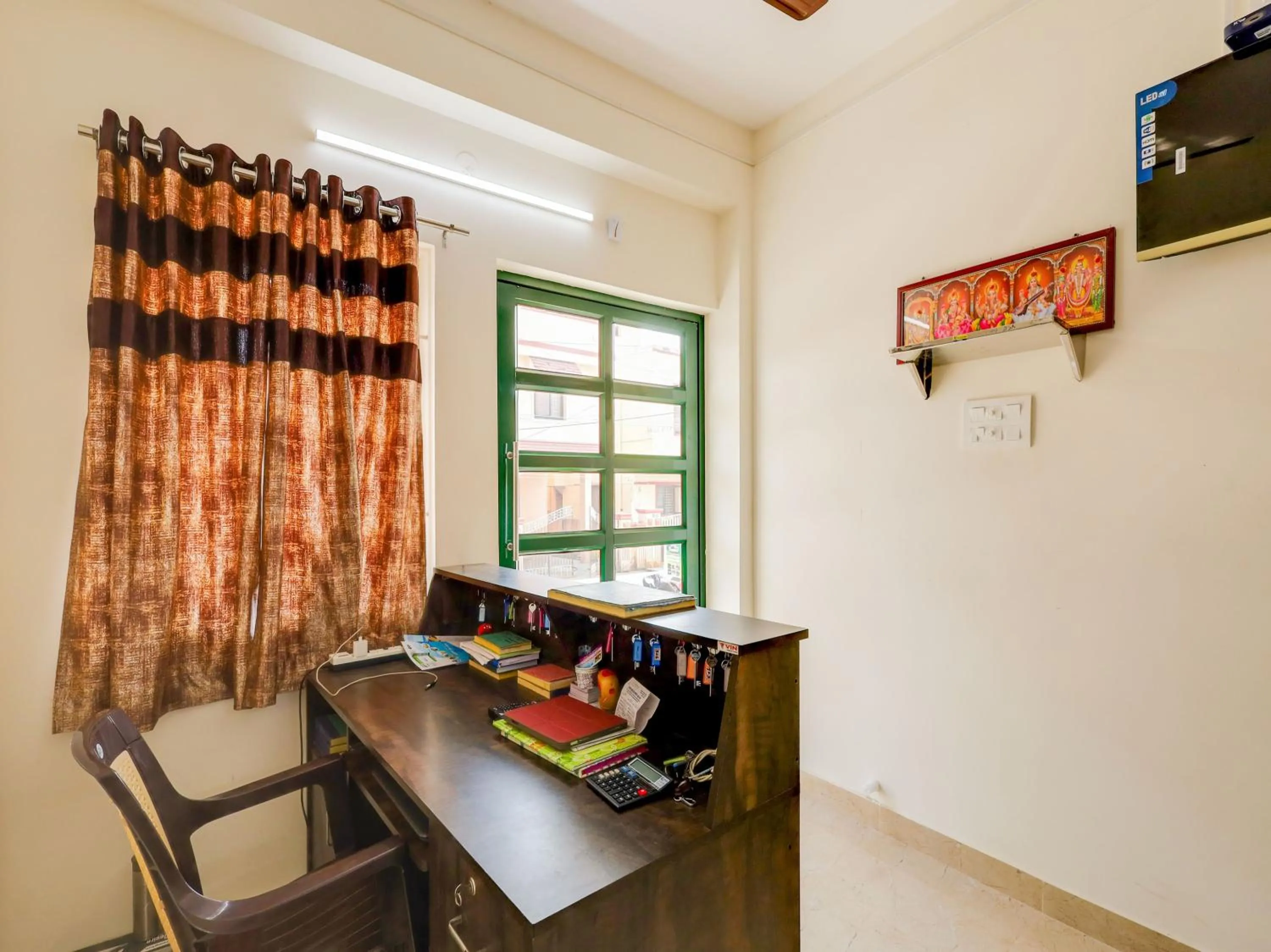 Lobby or reception in Hotel O by OYO RESIDENCY GRAND