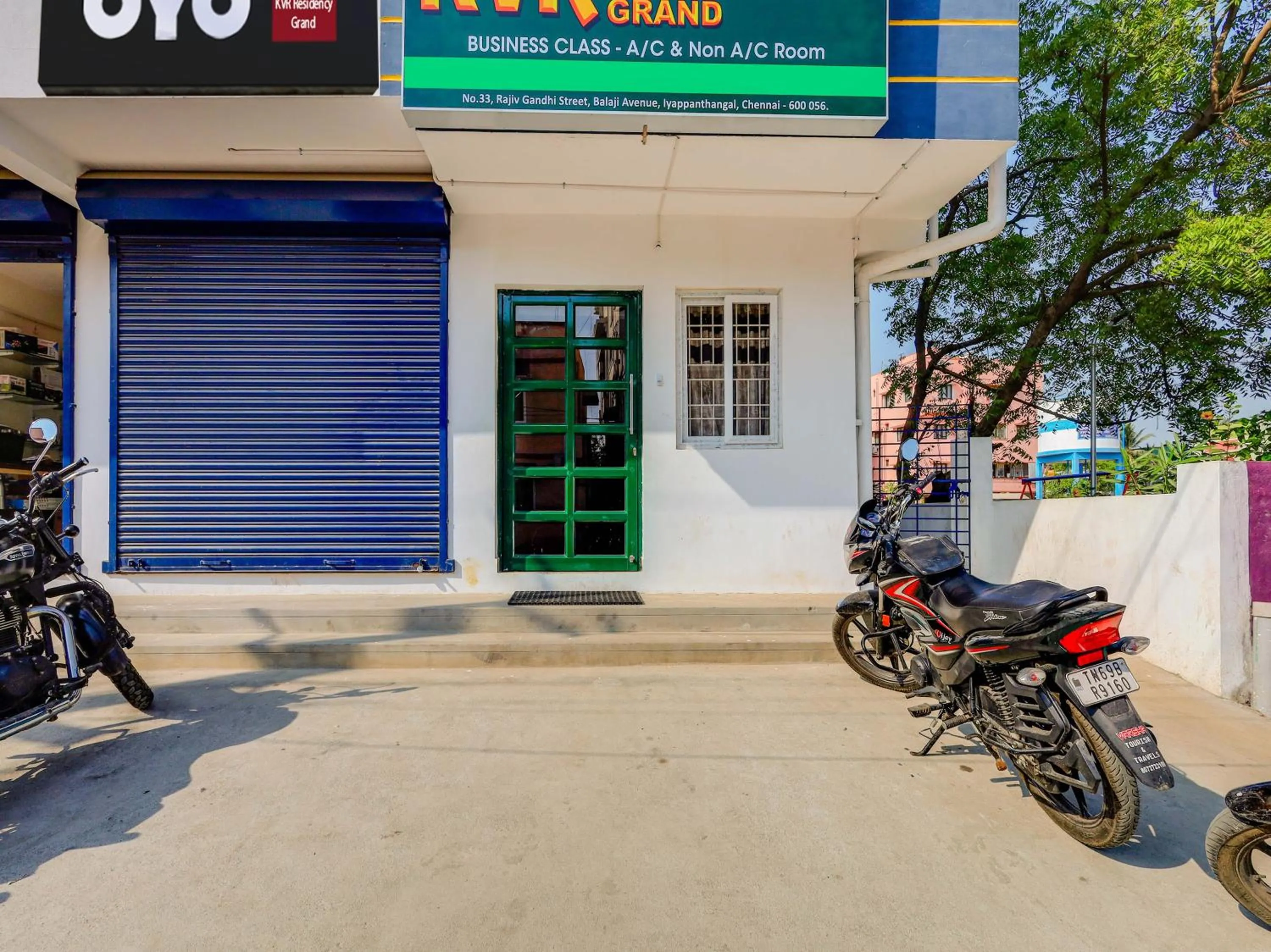 Facade/entrance in Hotel O by OYO RESIDENCY GRAND