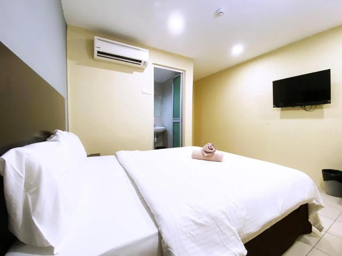 Bed in Your Hotel Klang