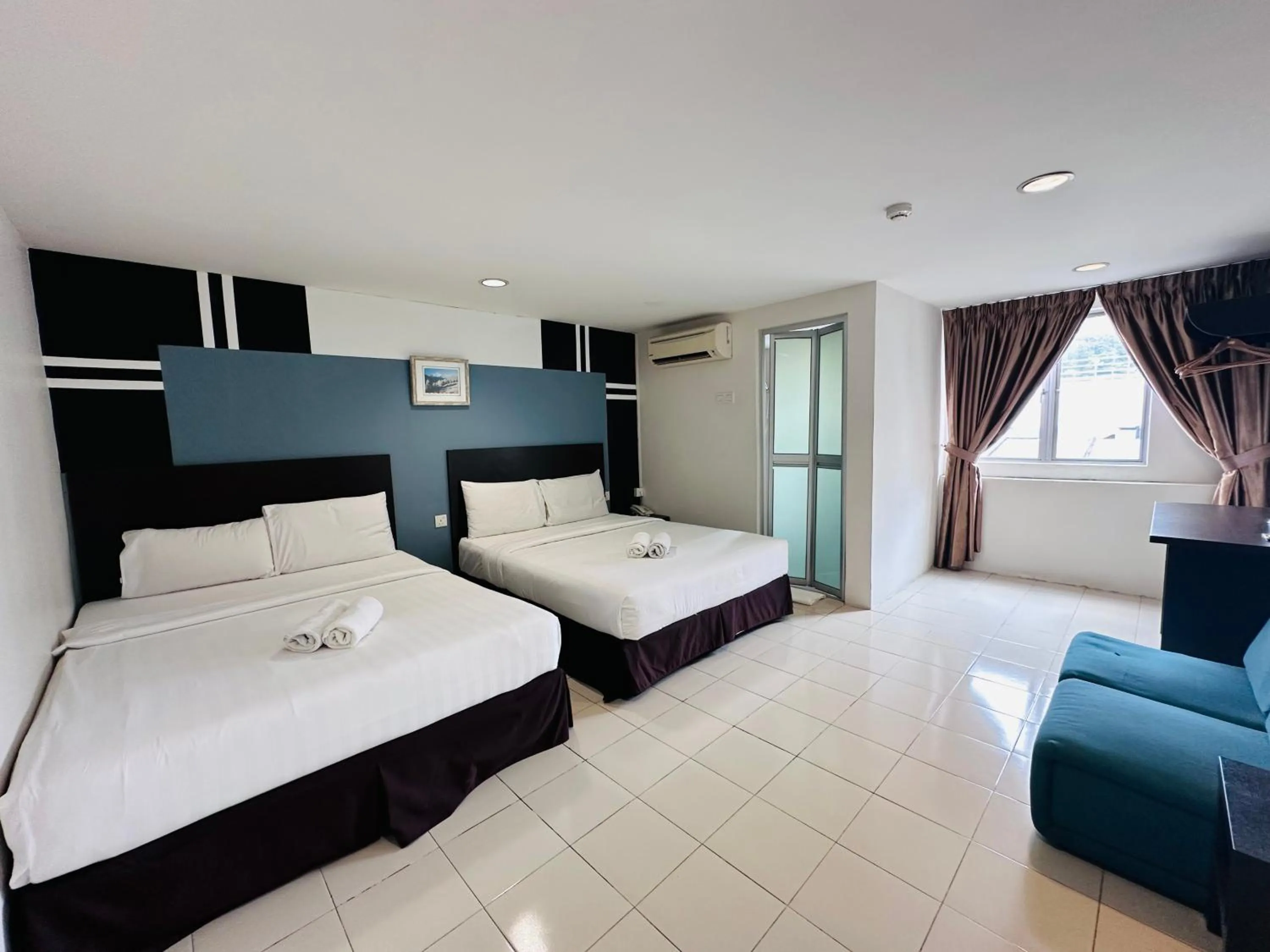 Bed in Your Hotel Klang