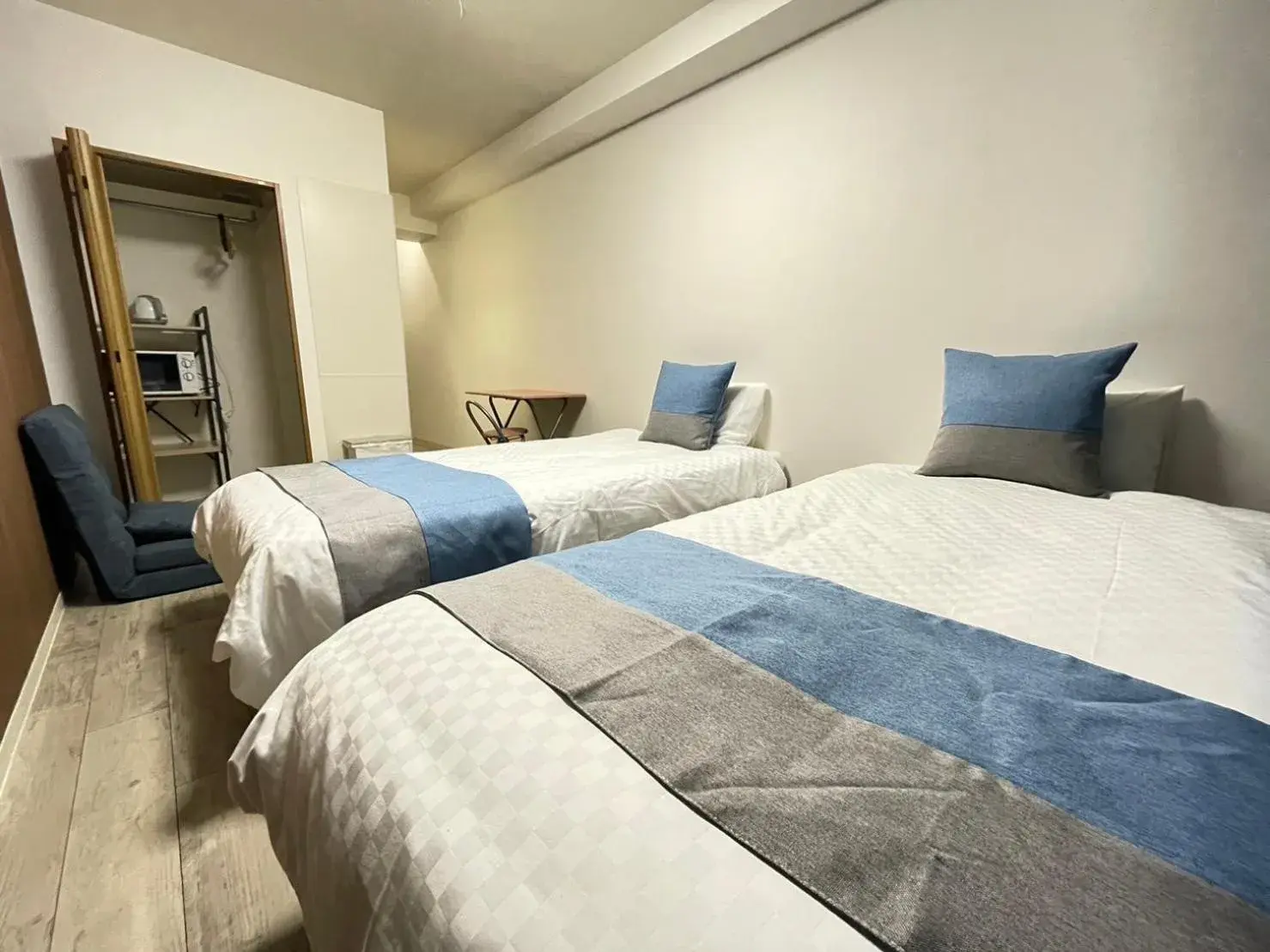 Bed in Sakura Sands Hotel Shinsaibashi Bed in Sakura Sands Hotel Shinsaibashi