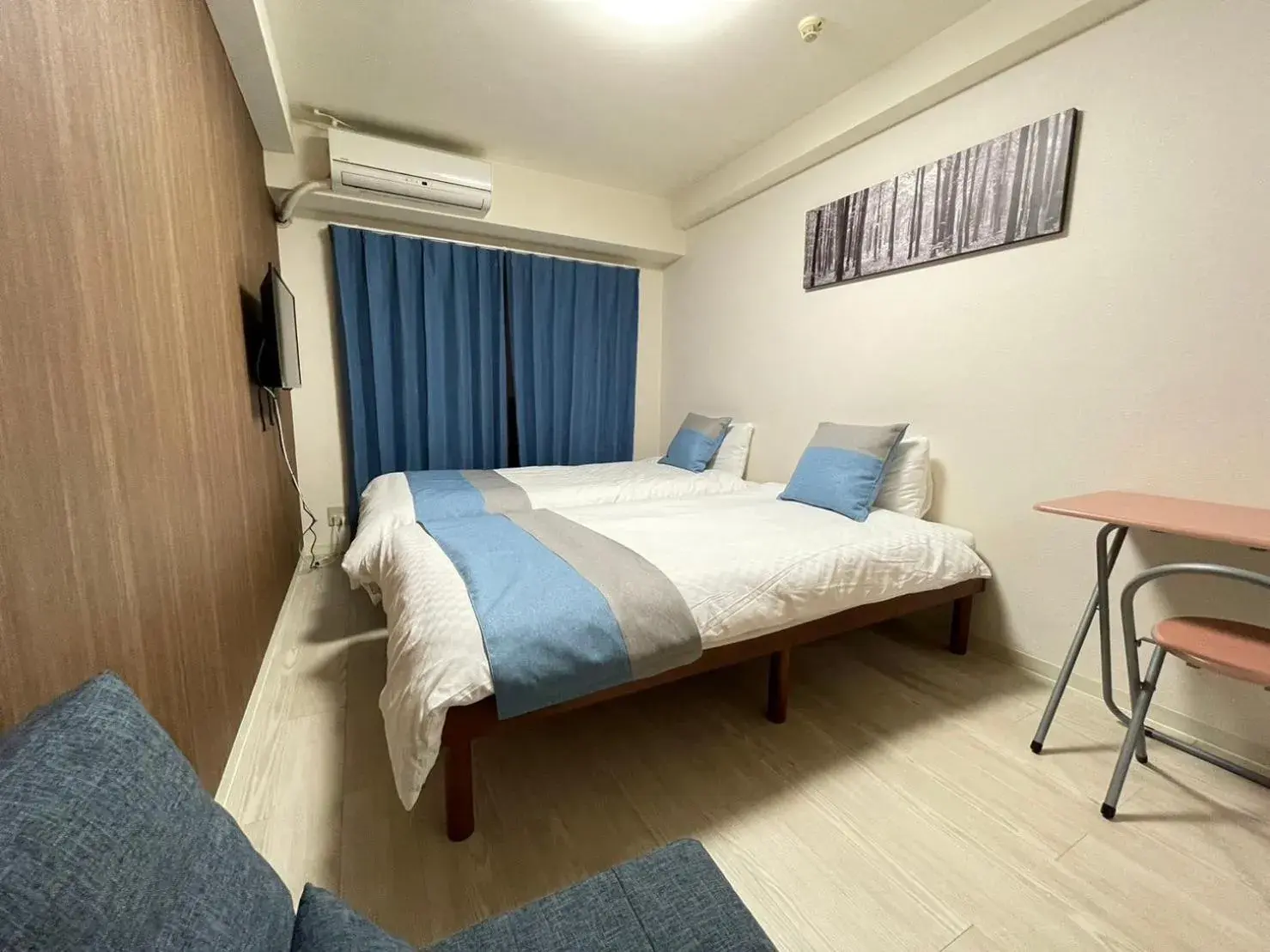 Bed in Sakura Sands Hotel Shinsaibashi Bed in Sakura Sands Hotel Shinsaibashi