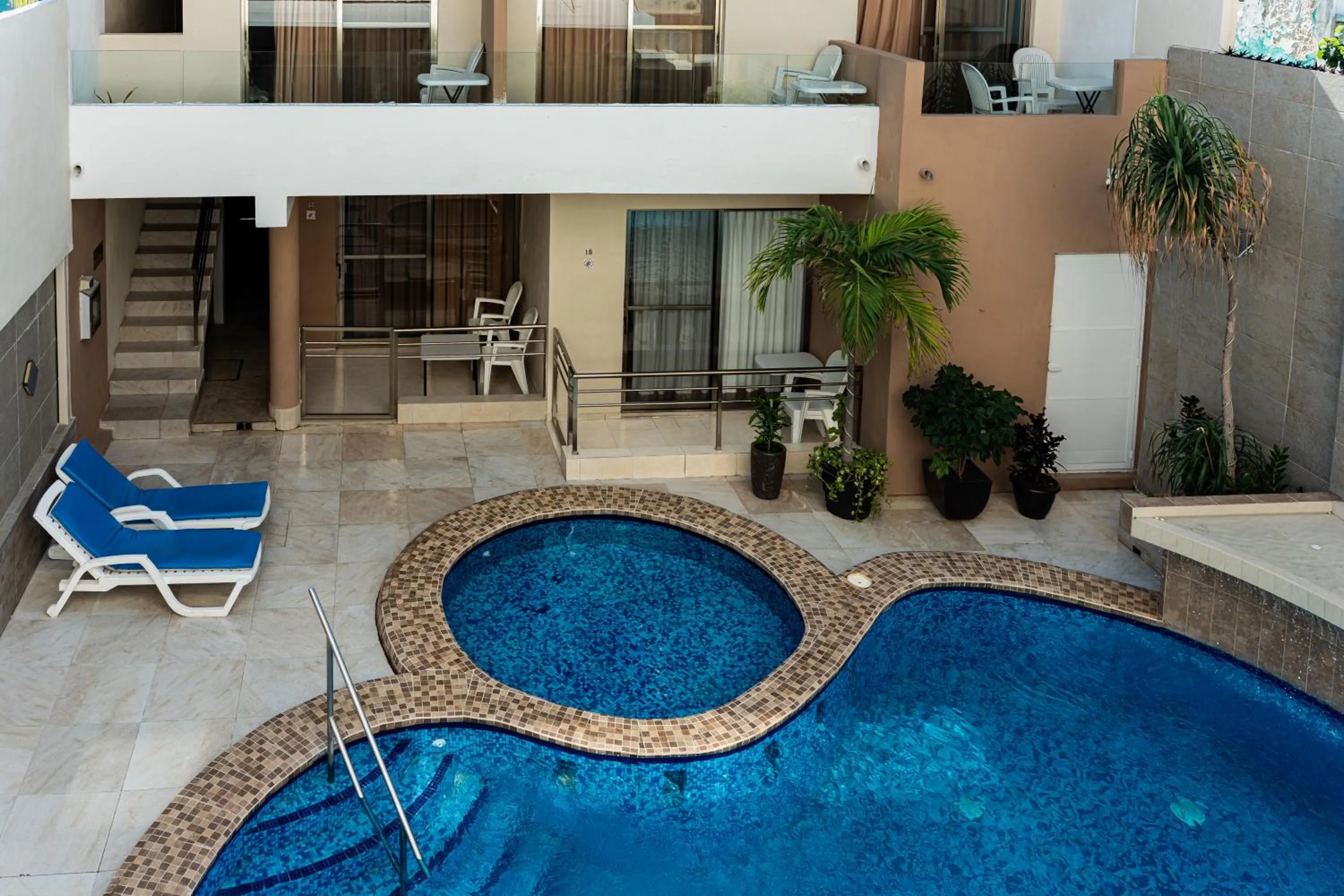 Swimming pool in Hotel & Suites Domani