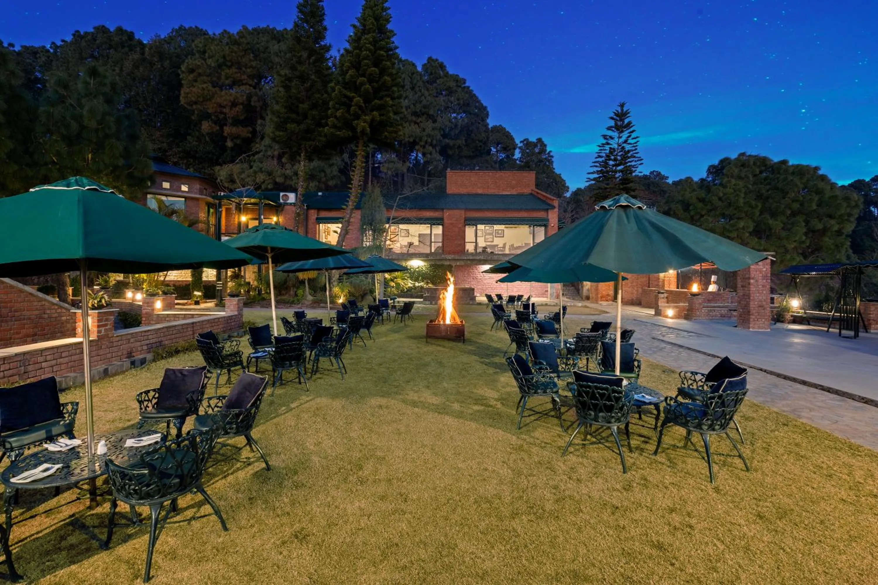 Evening entertainment in Baikunth Resort, Kasauli by Leisure Hotels